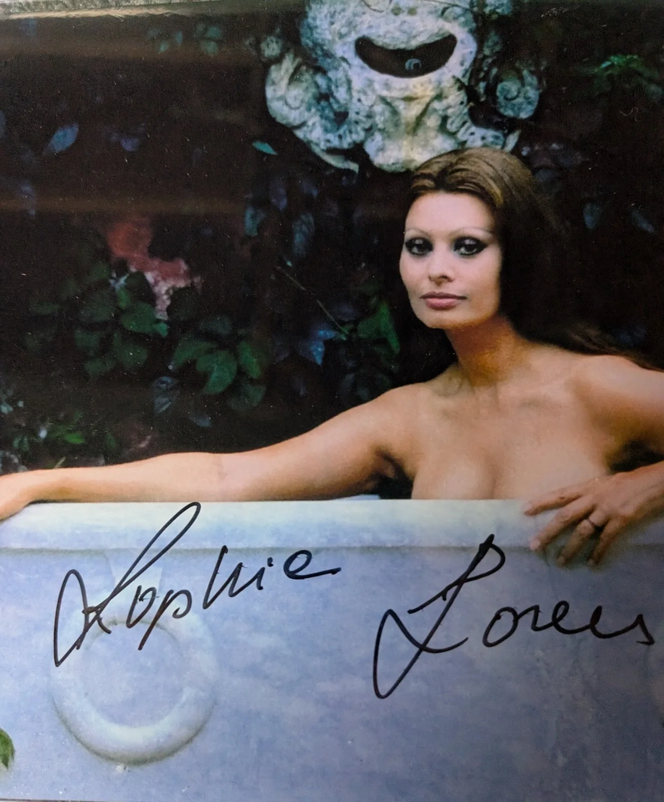 Sophia Loren — RARE Sophia Loren signed 8x10 photo BAS COA Autograph Beckett Approved, image 2