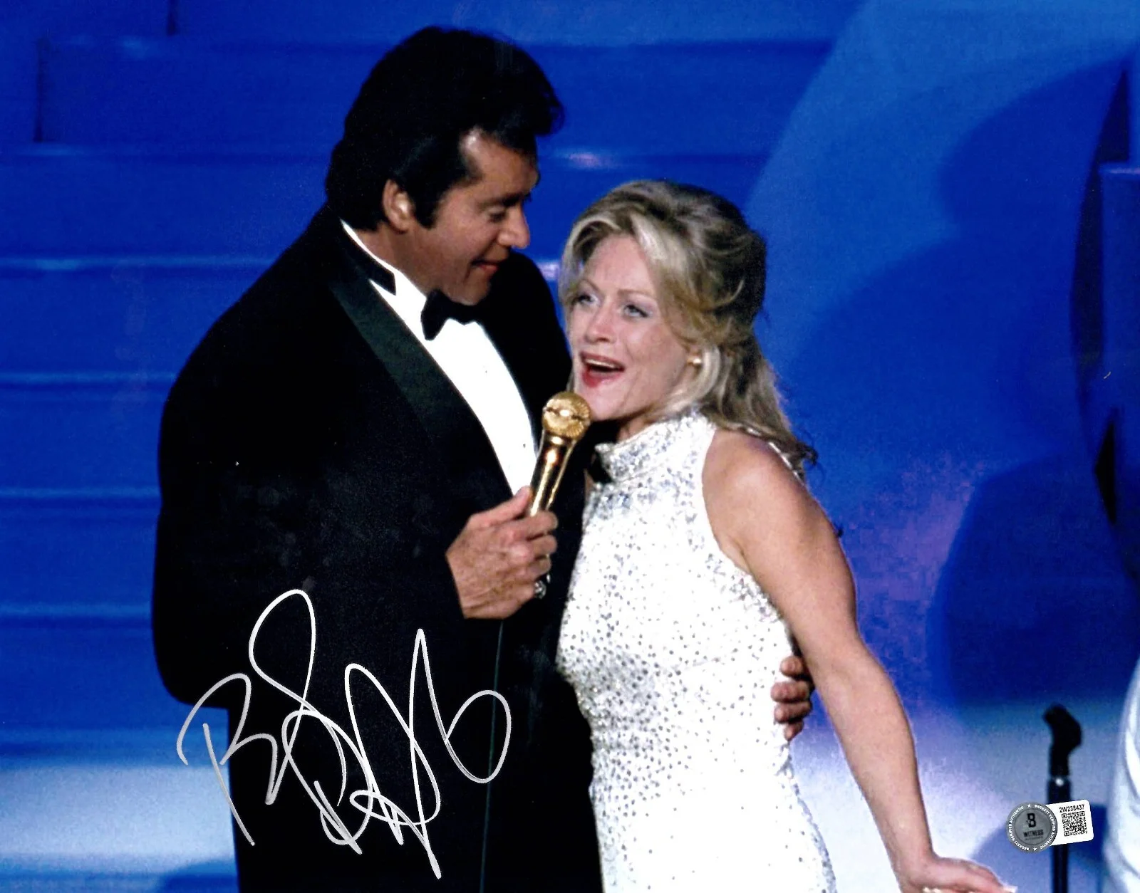 Beverly D'Angelo — Beverly D'Angelo Signed 11x14 Photo National Lampoon's Vegas Vacation Beckett