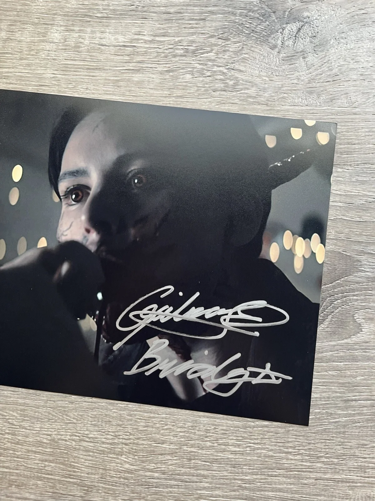 Gabrielle Echols — Gabrielle Echols Signed Evil Dead Rise 8x10 Photo JSA COA Horror Autograph, image 4