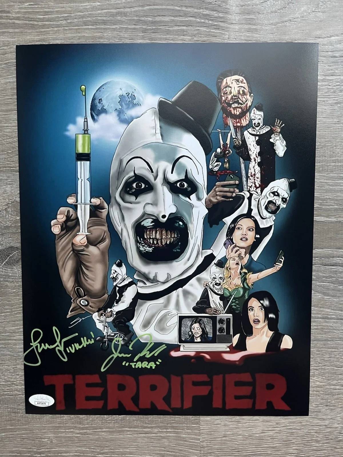 Samantha Scaffidi — Samantha Scaffidi Jenna Kanell Signed Terrifier 11x14 Photo JSA Art The Clown, изображение 2