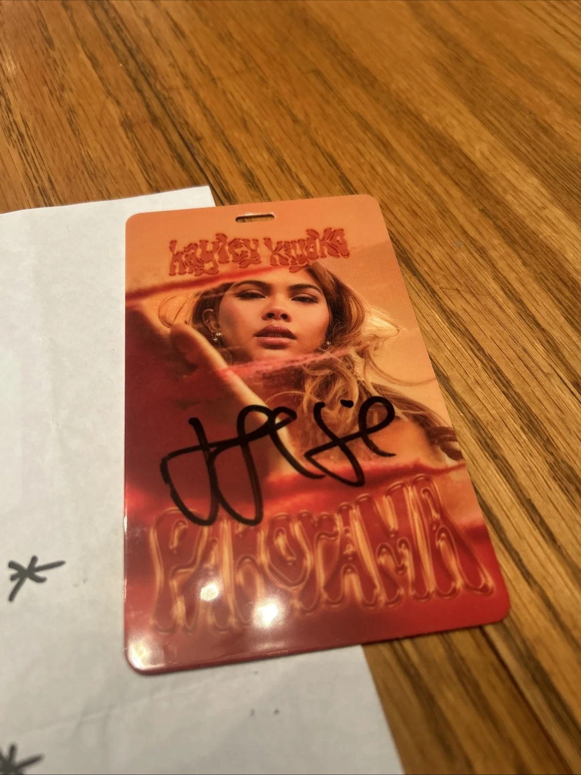 Hayley kiyoko Signed VIP Laminate & Concert Setlist - 5/30/2023 Irving Plaza NYC, изображение 2