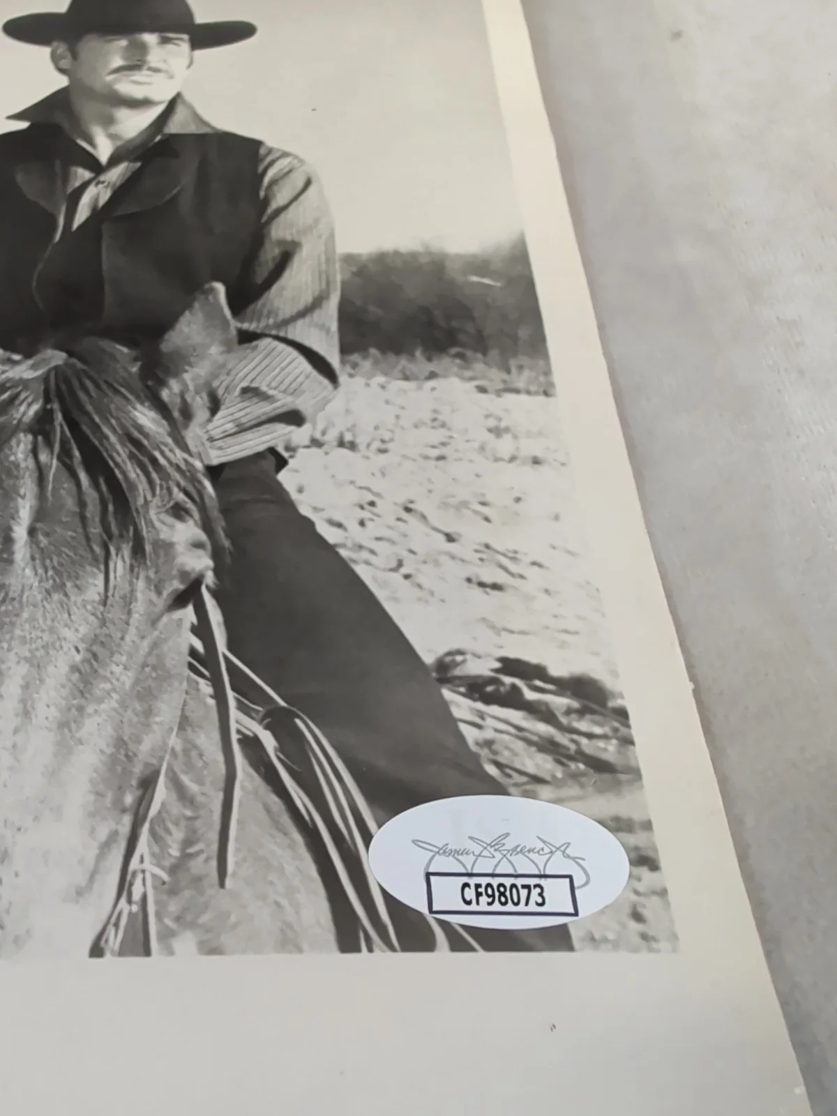 JAMES GARNER Hand Signed Autographed 8 X 10 Promo PHOTO JSA - Hour Of The Gun, изображение 3