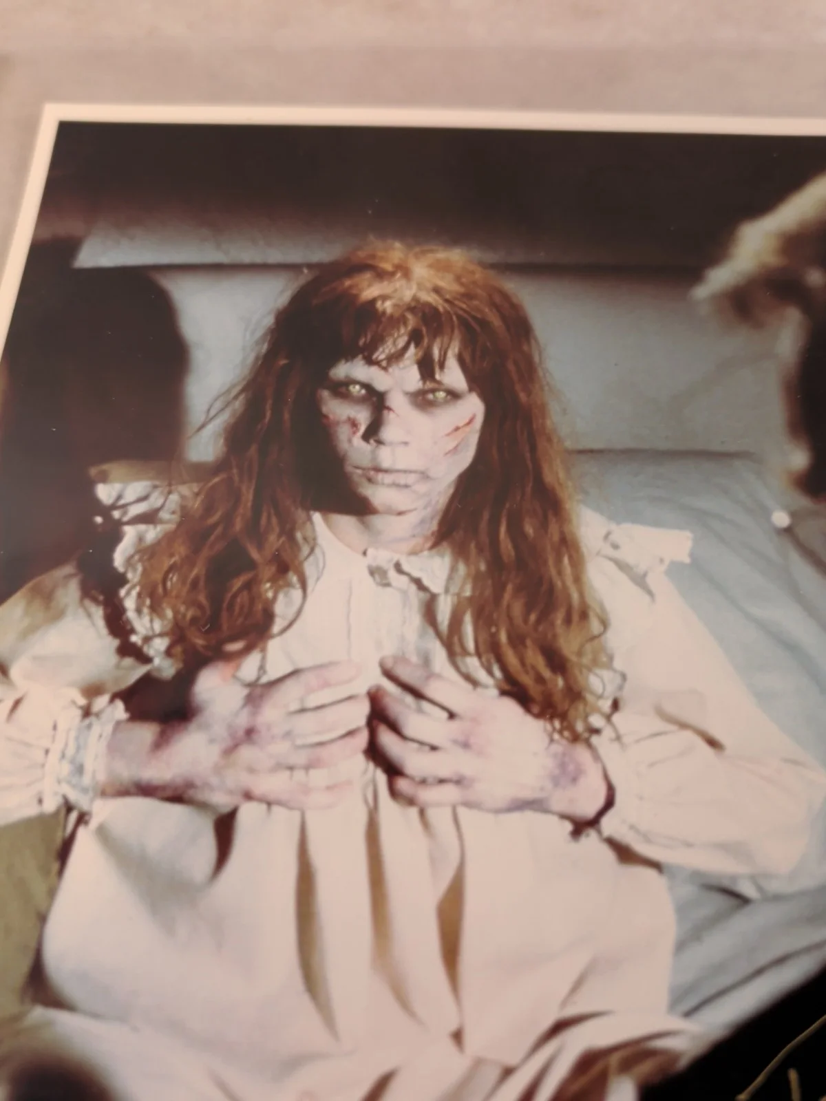 Linda Blair — Linda Blair Signed 8x10 Photo The Exorcist Sweet Dreams - 1995 - JSA, image 3