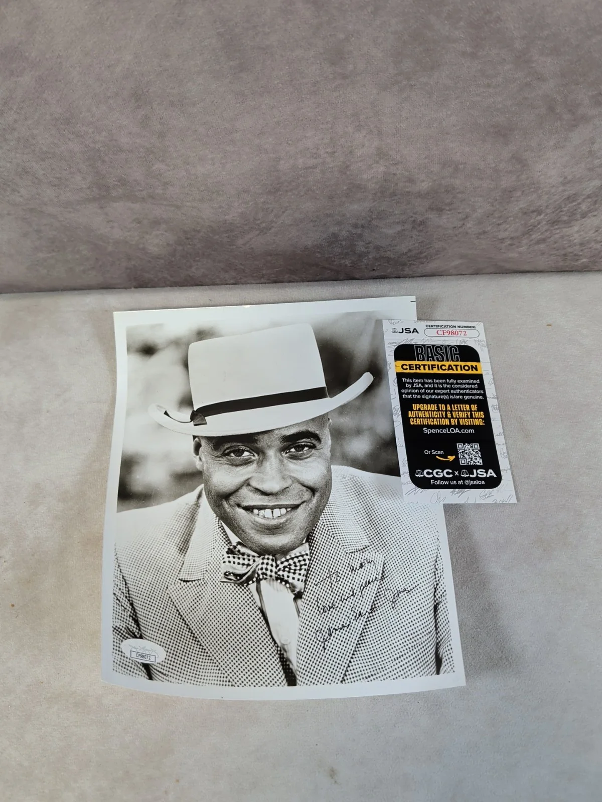 James Earl Jones — Rare 1980's JAMES EARL JONES Signed 8x10 Photo-Great Image- JSA Authentication