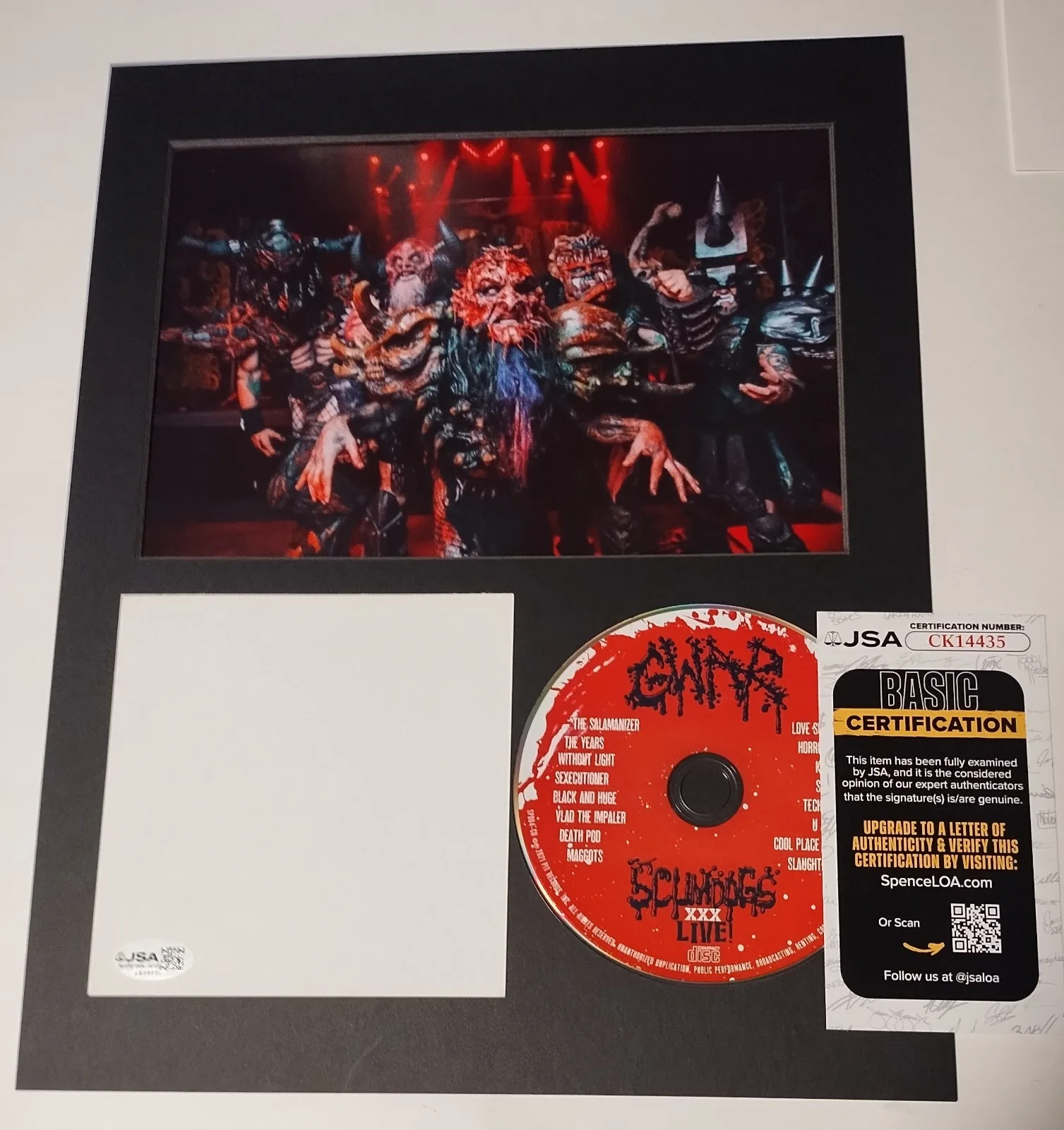 GWAR SIGNED SCUMBAGS OF THE UNINVERSE LIVE CD PHOTO FRAMED COA BEEFCAKE, изображение 2