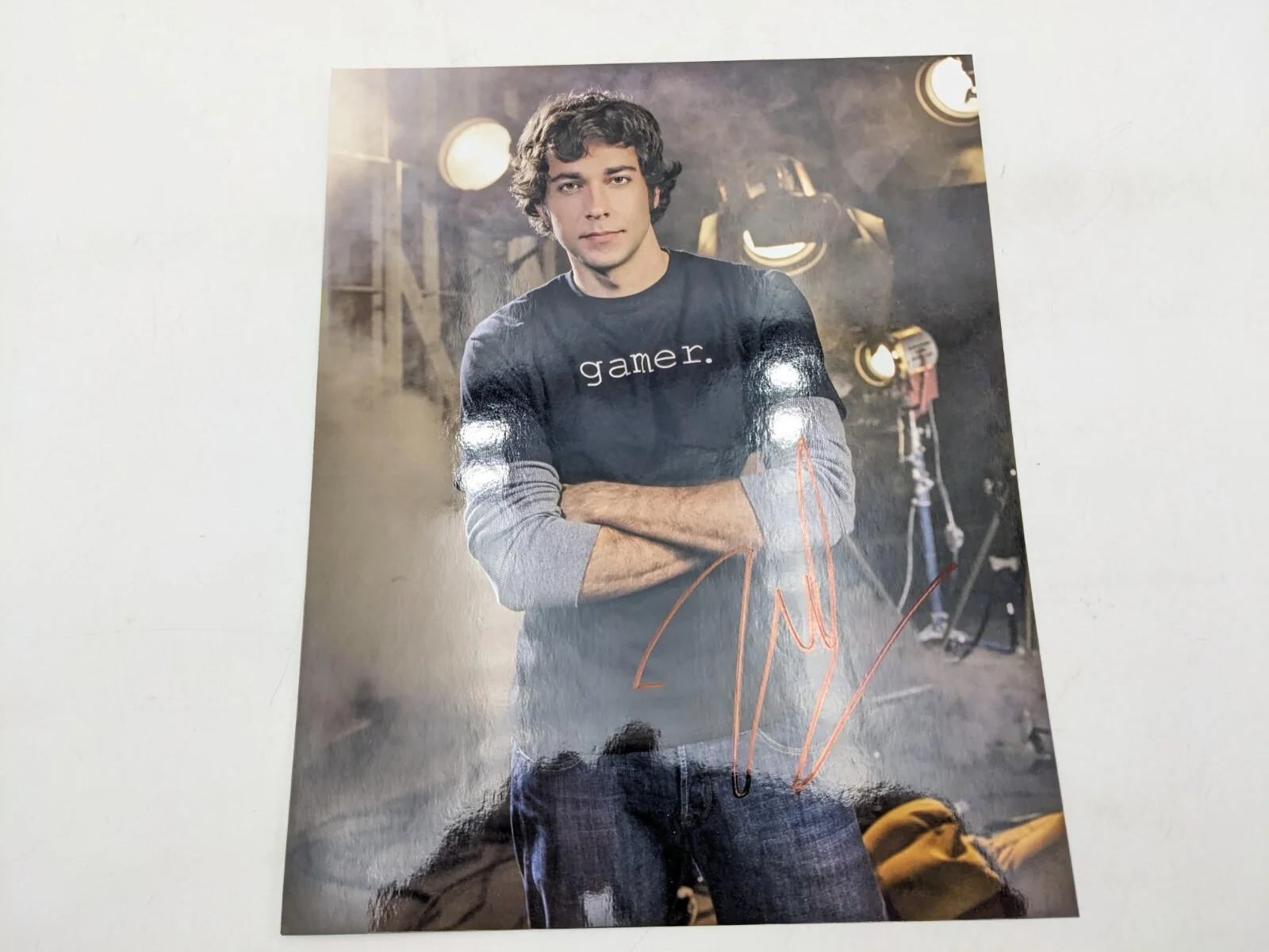 Zachary Levi Photo 8 x 10 Signed Autograph Chuck Shazam, image 2