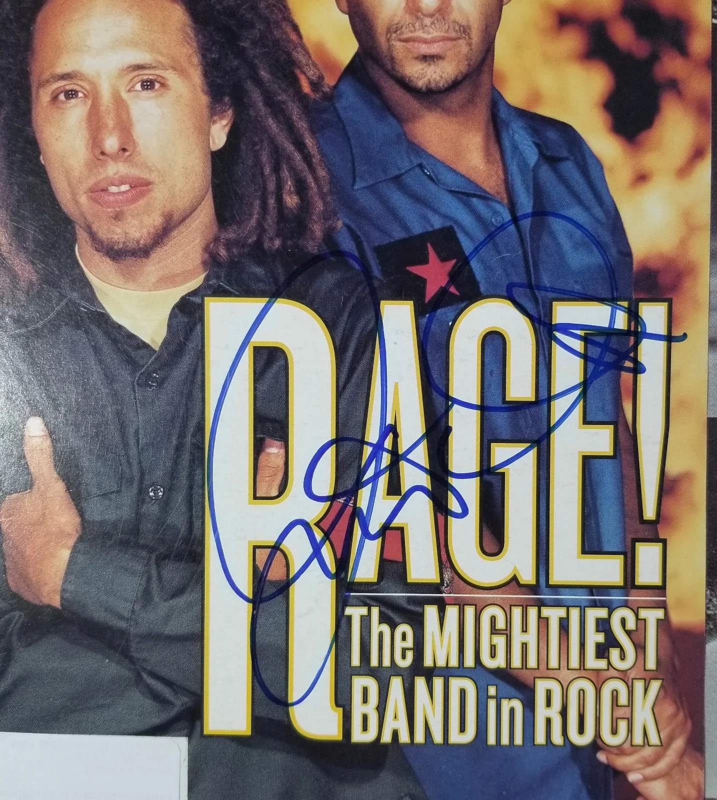 Tim Commerford of Rage Against The Machine SIGNED Rolling Stone Magazine COA, изображение 2