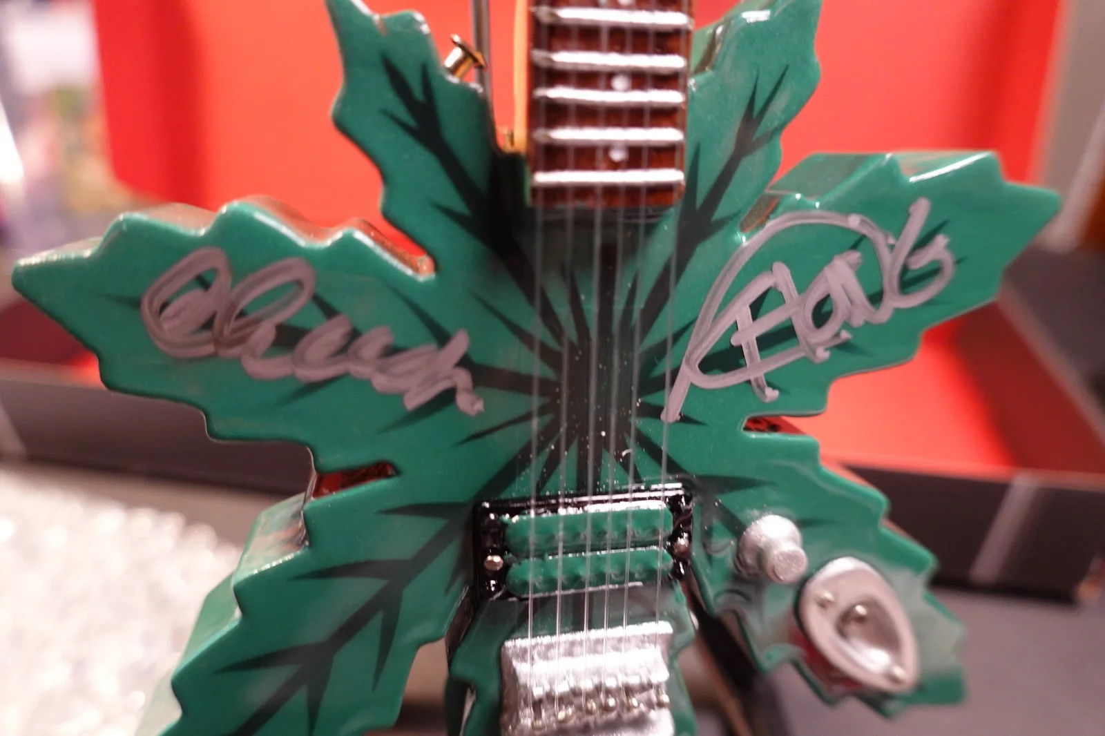 Cheech Marin, Tommy Chong — Cheech Marin Tommy Chong Signed Pot Leaf Mini Guitar (10 inch) JSA C132151, image 3