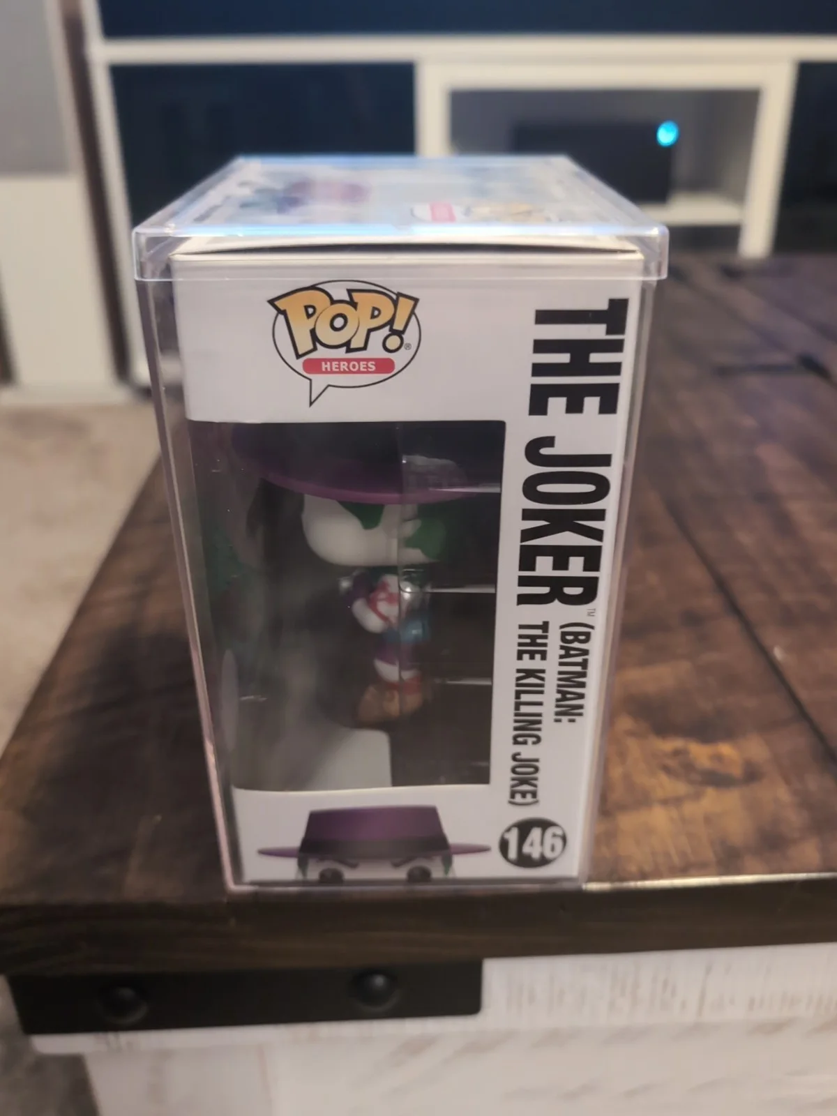 Troy Baker — Troy Baker Signed Funko Pop 146 Joker Batman The Killing Joke, изображение 4