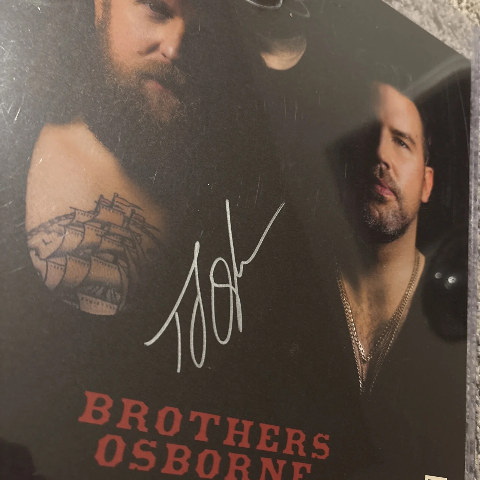 JSA Signed Brothers Osborne Record Art Insert Photo Autograph Country Music 422, изображение 3