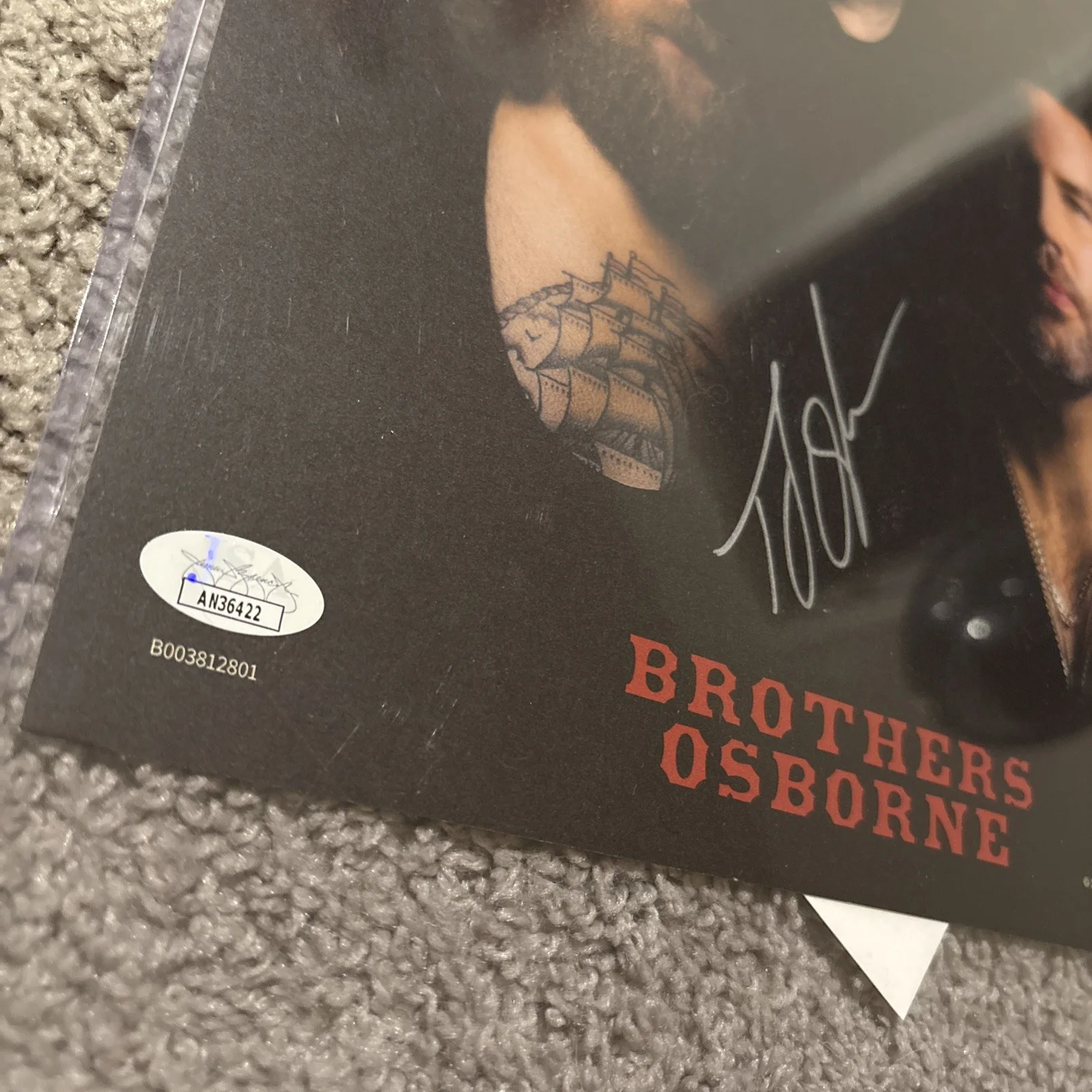 JSA Signed Brothers Osborne Record Art Insert Photo Autograph Country Music 422, изображение 4
