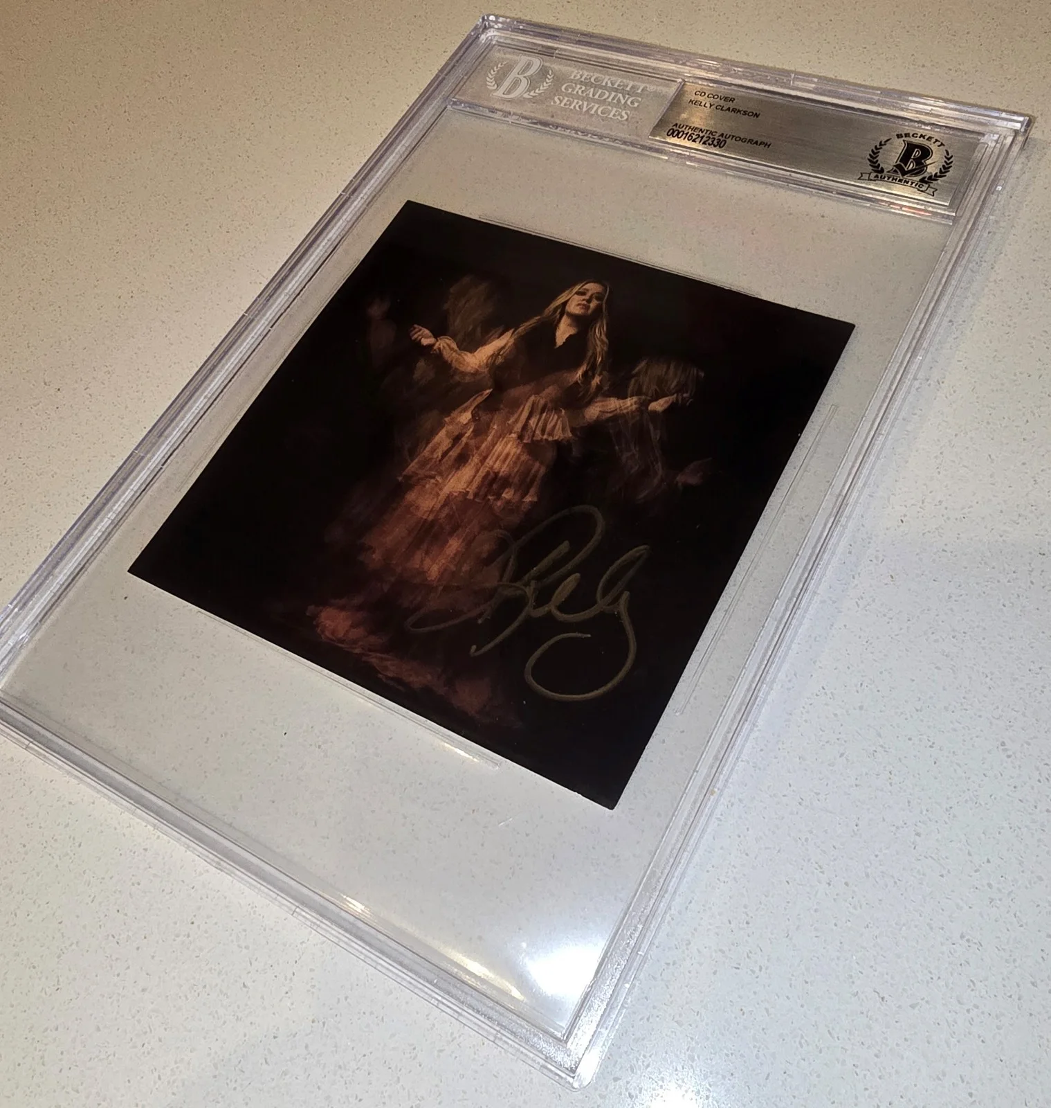 Kelly Clarkson Autograph Chemistry CD Cover Beckett BAS Authentic Signature Auto, image 4