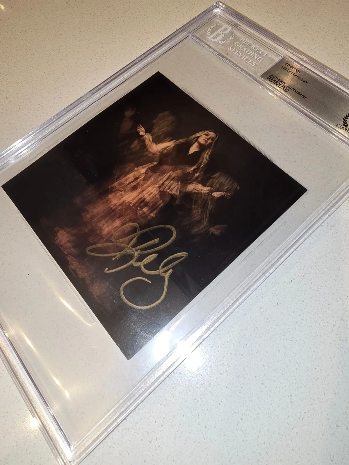 Kelly Clarkson Autograph Chemistry CD Cover Beckett BAS Authentic Signature Auto, image 5