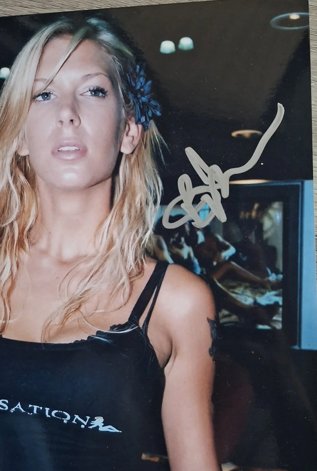 Brooke BANNER Signed 8x12" Original PHOTO #1 - Long Torso, изображение 2