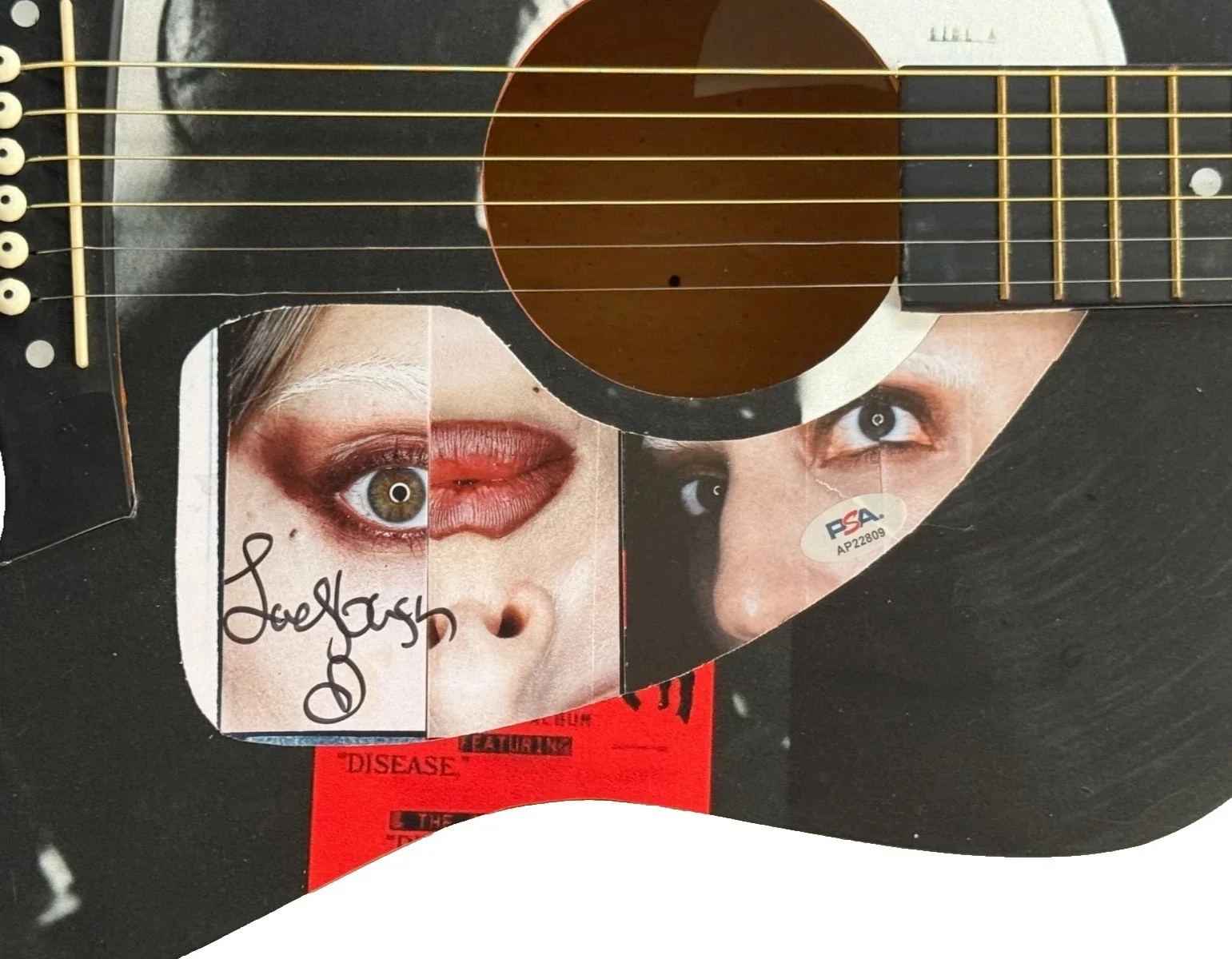 ❤️ LADY GAGA SIGNED CUSTOM FULL SIZE MAYHEM ALBUM ACOUSTIC GUITAR PSA/DNA, image 2