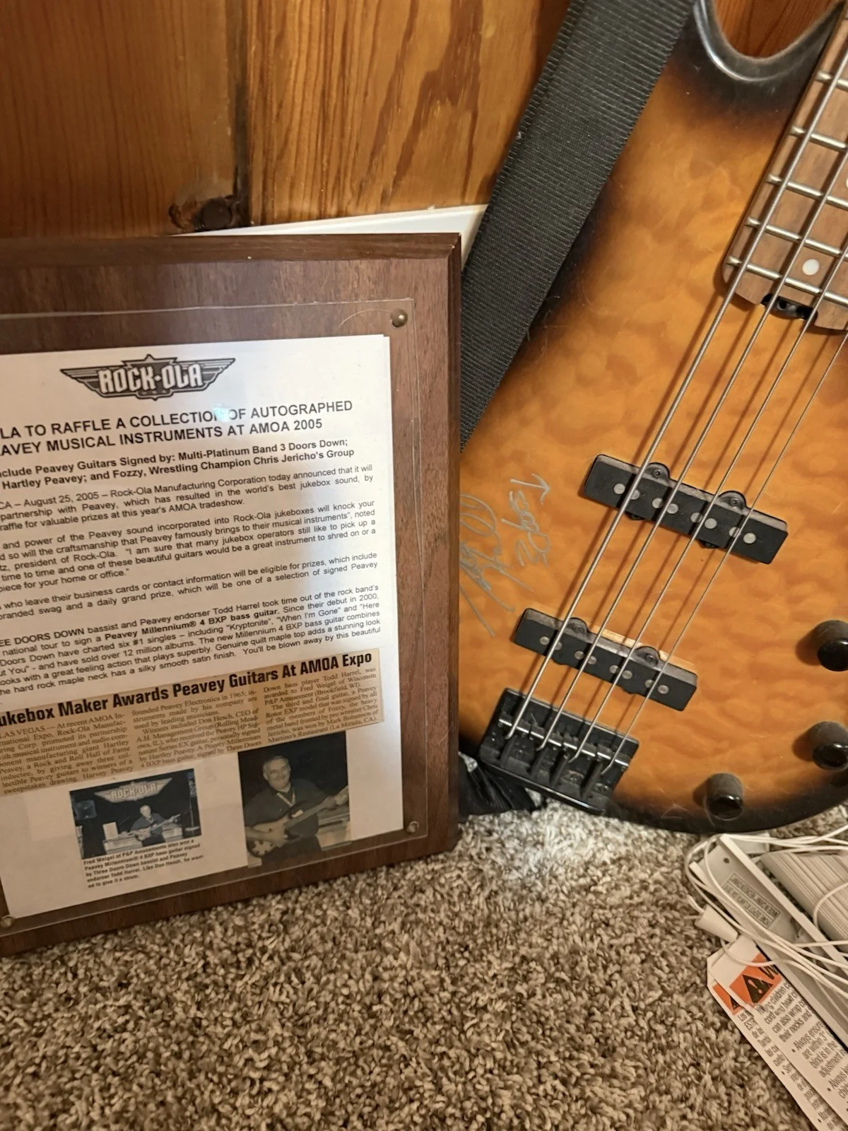 3 Doors Down Signed Bass Guitar Todd Harrell, image 2
