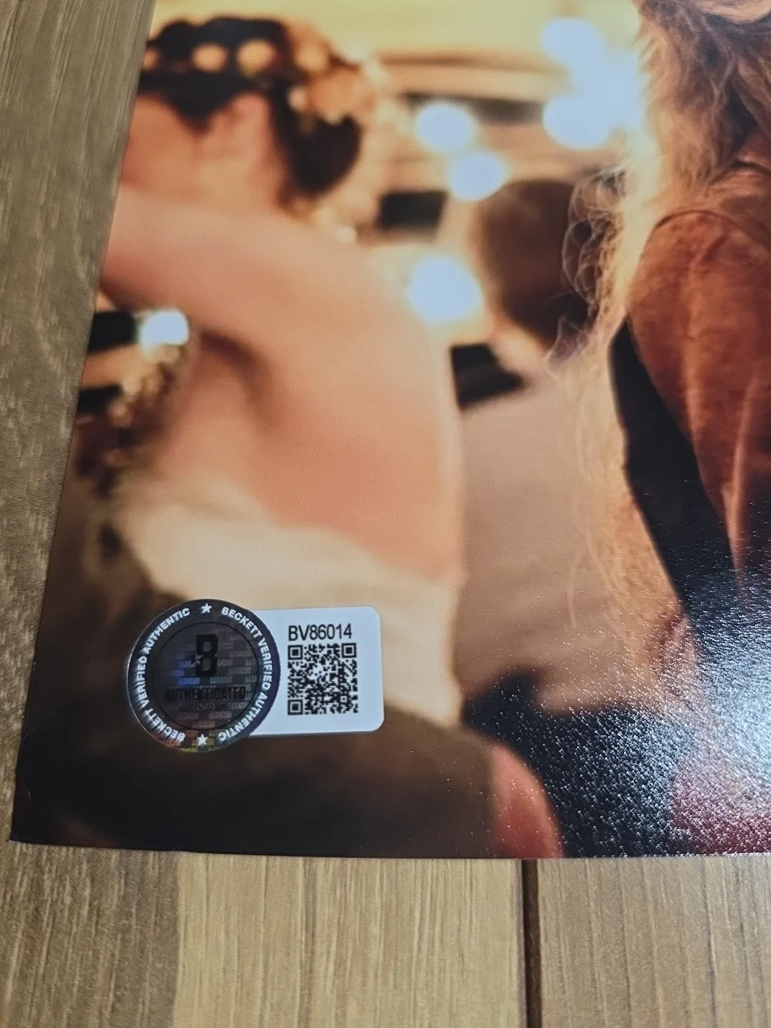 Carrie Coon Signed Autographed 8X10 Photo COA BAS Beckett #BV86014, изображение 2