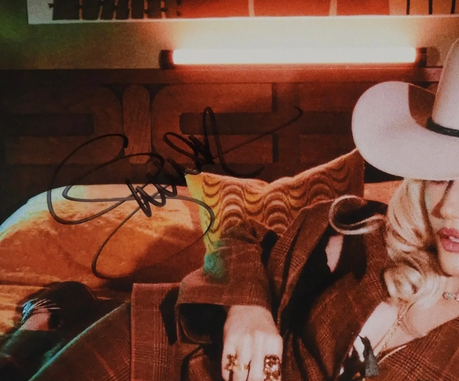 Gwen Stefani w Autograph Signed 11" x 11" Insert Vinyl Record Album, изображение 2