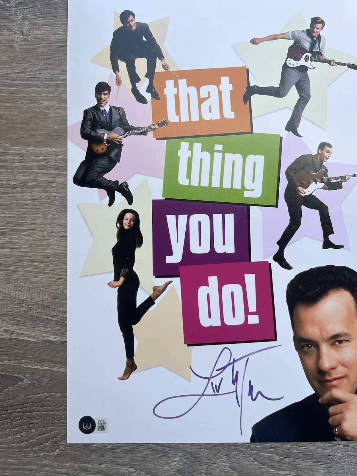 Liv Tyler — Liv Tyler Signed That Thing You Do 11x17 Photo Beckett COA Arwen, изображение 5