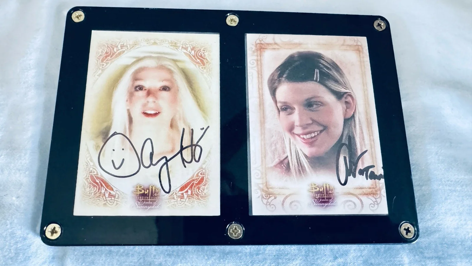 Alyson Hannigan Amber Benson — SIGNED Lot Buffy The Vampire Slayer Autograph Card Alyson Hannigan Amber Benson