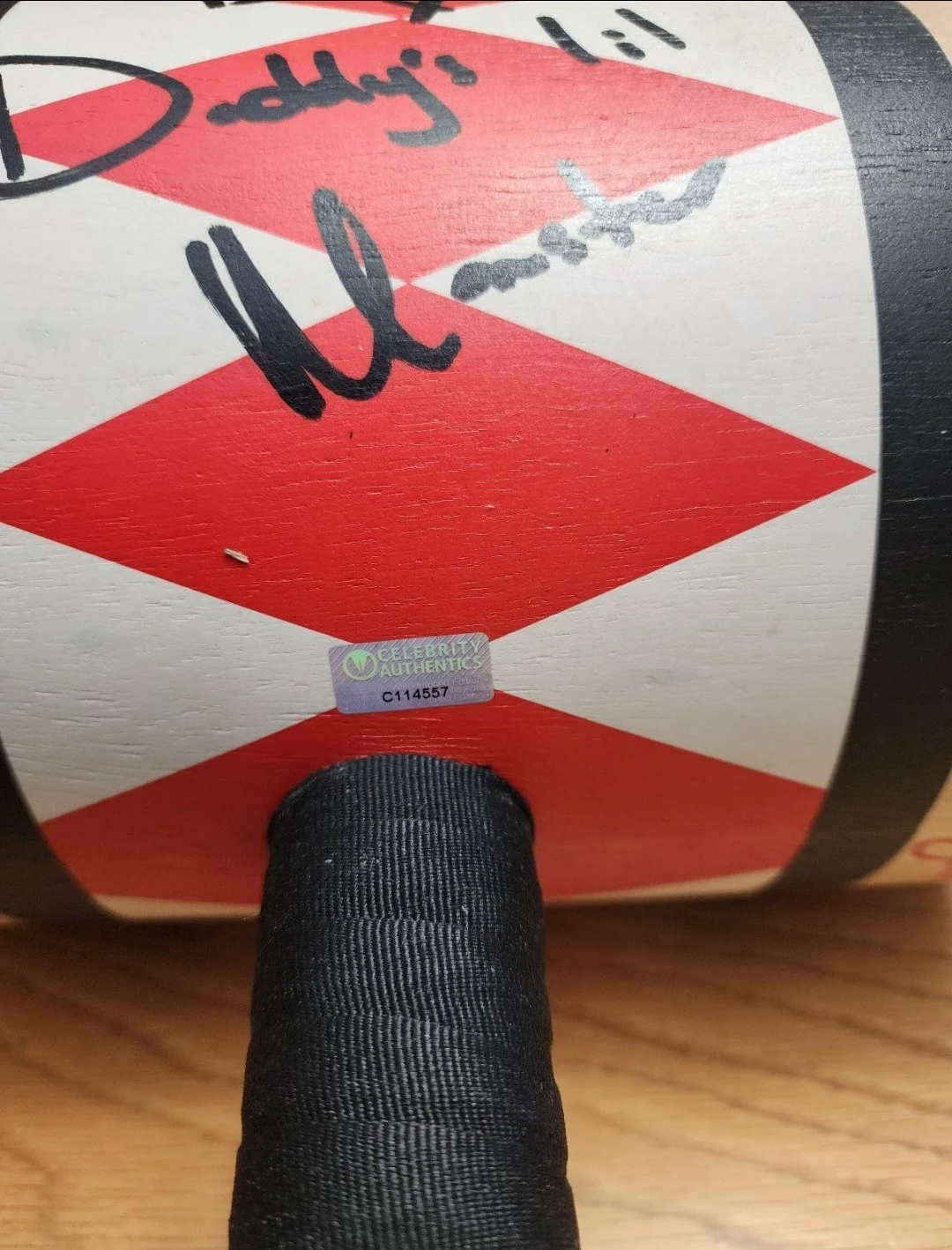 Margot Robbie Signed Full Size Mallet With Inscription. Celebrity Authentics COA, image 2