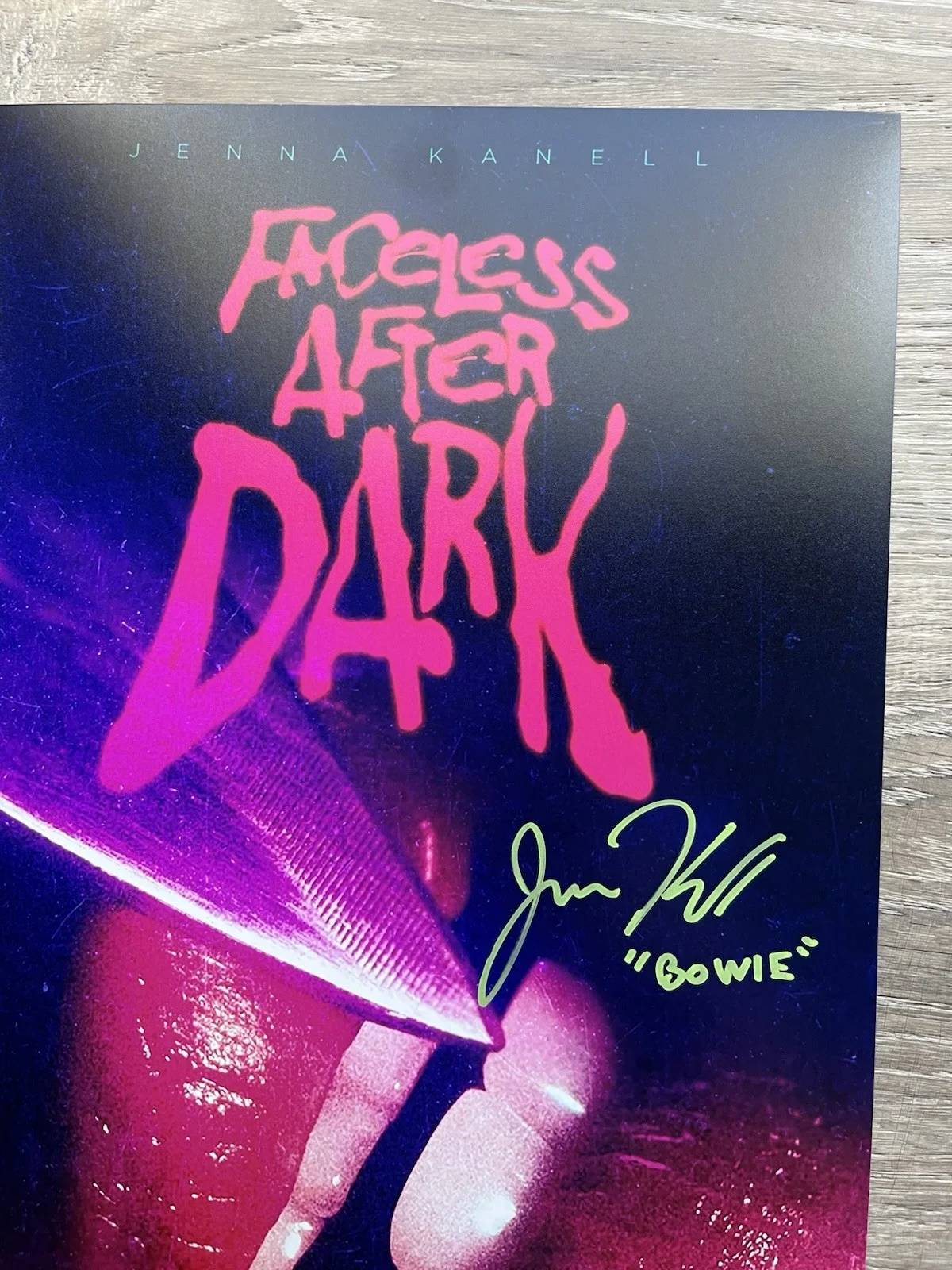 Jenna Kanell — Jenna Kanell Signed Faceless After Dark 11x17 Photo JSA COA Bowie Terrifier, image 3