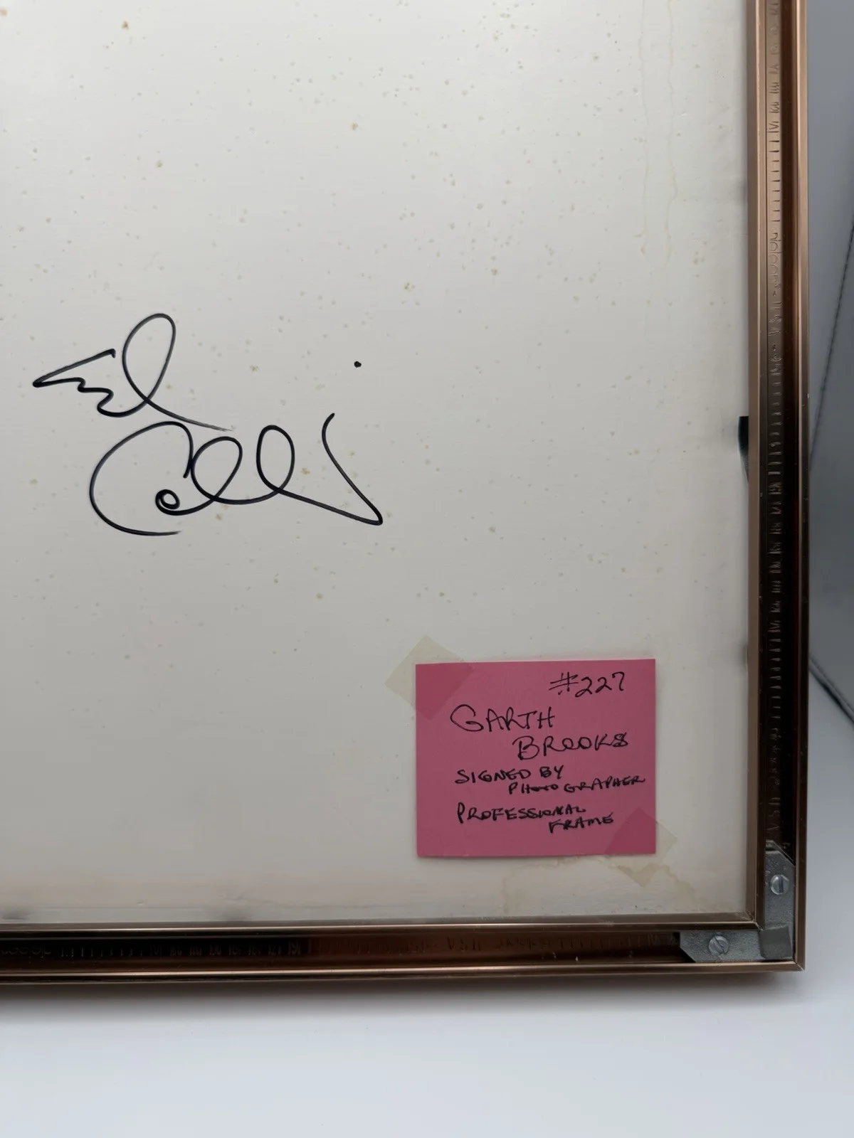 GARTH BROOKS Concert Photograph Signed by Photographer Ed Collins 16.5”x20.5”, изображение 3
