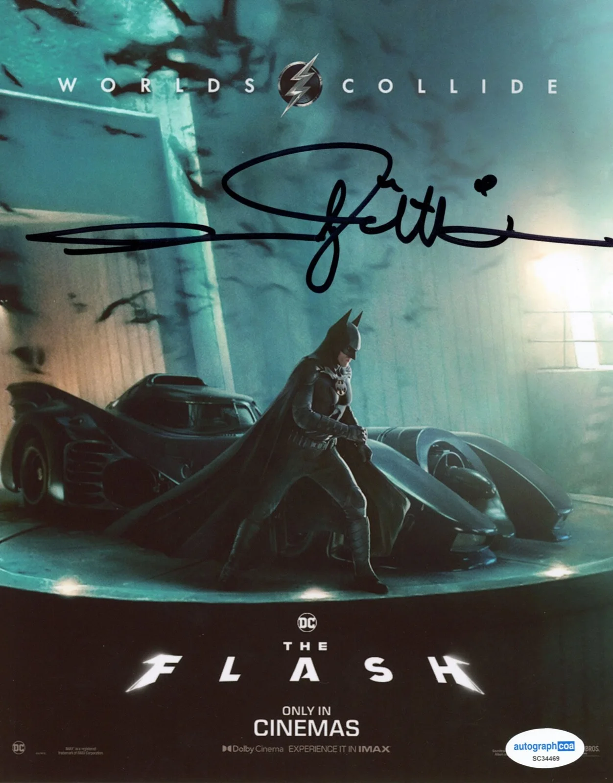ANDY MUSCHIETTI — Andy Muschietti signed "THE FLASH" 8x10 Photo b IT Batman EXACT PROOF Dir ACOA, image 4