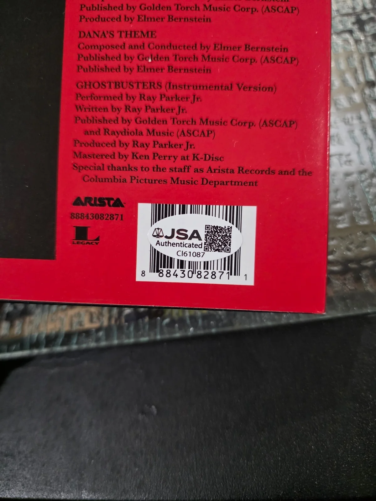 sigourney weaver — sigourney weaver signed ghostbusters orginal soundtrack vinyl with jsa coa, image 2