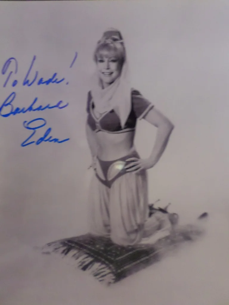 Barbara Eden — I Dream Of Jeannie Barbara Eden Signed 8X10 B&W Photo, изображение 3
