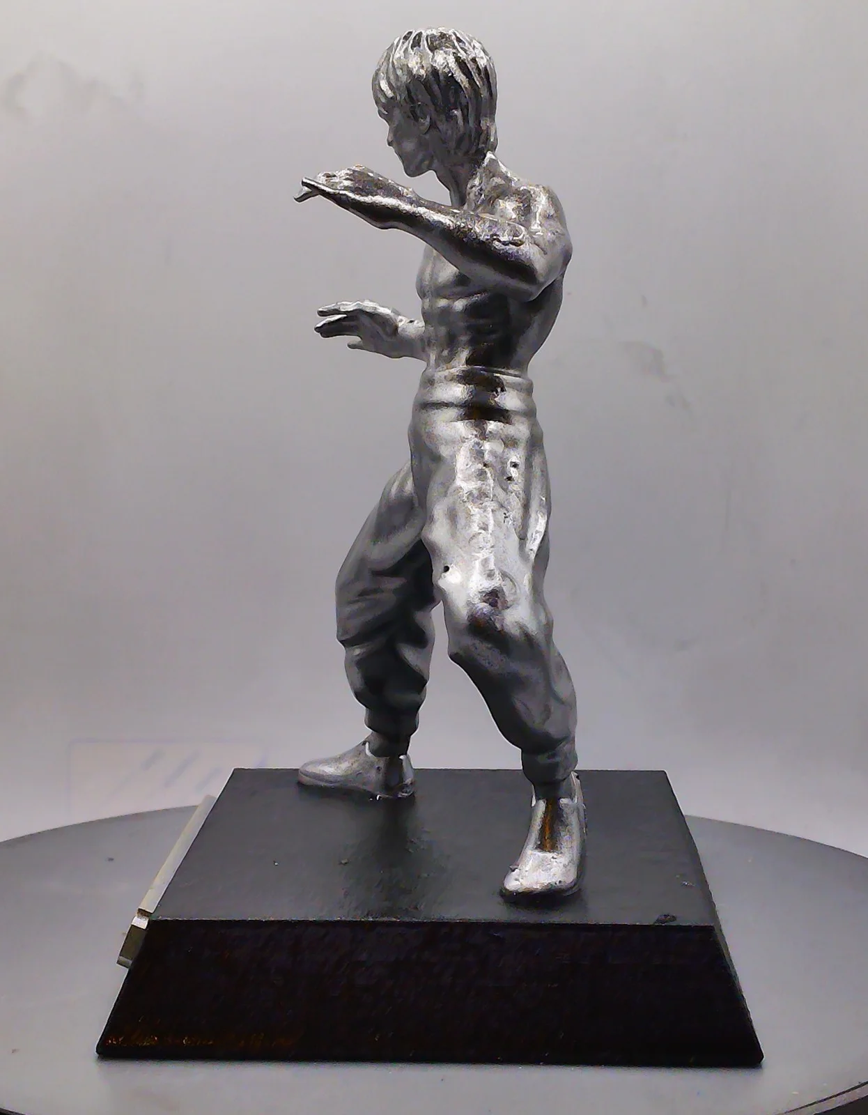 Bruce Lee Statue- Metallic Silver Finish- By Cavecraft, image 3