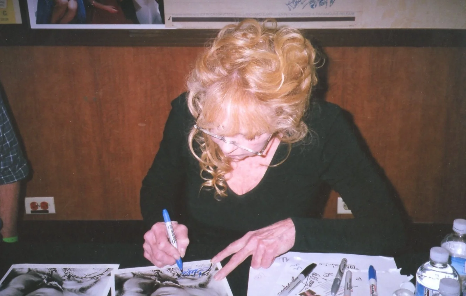 STELLA STEVENS (1938-2023) Autographed 8X10 B/W Photograph, image 2