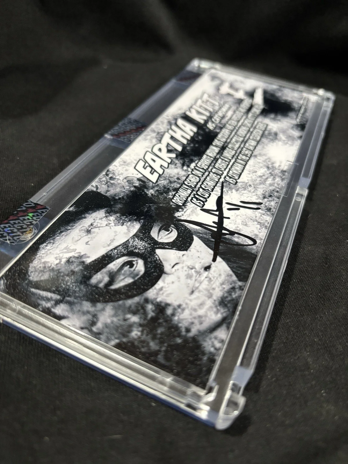 Eartha Kitt Cut Signature – 1/1 Custom Art Card – Authentic Hand-Signed Fragment, изображение 3