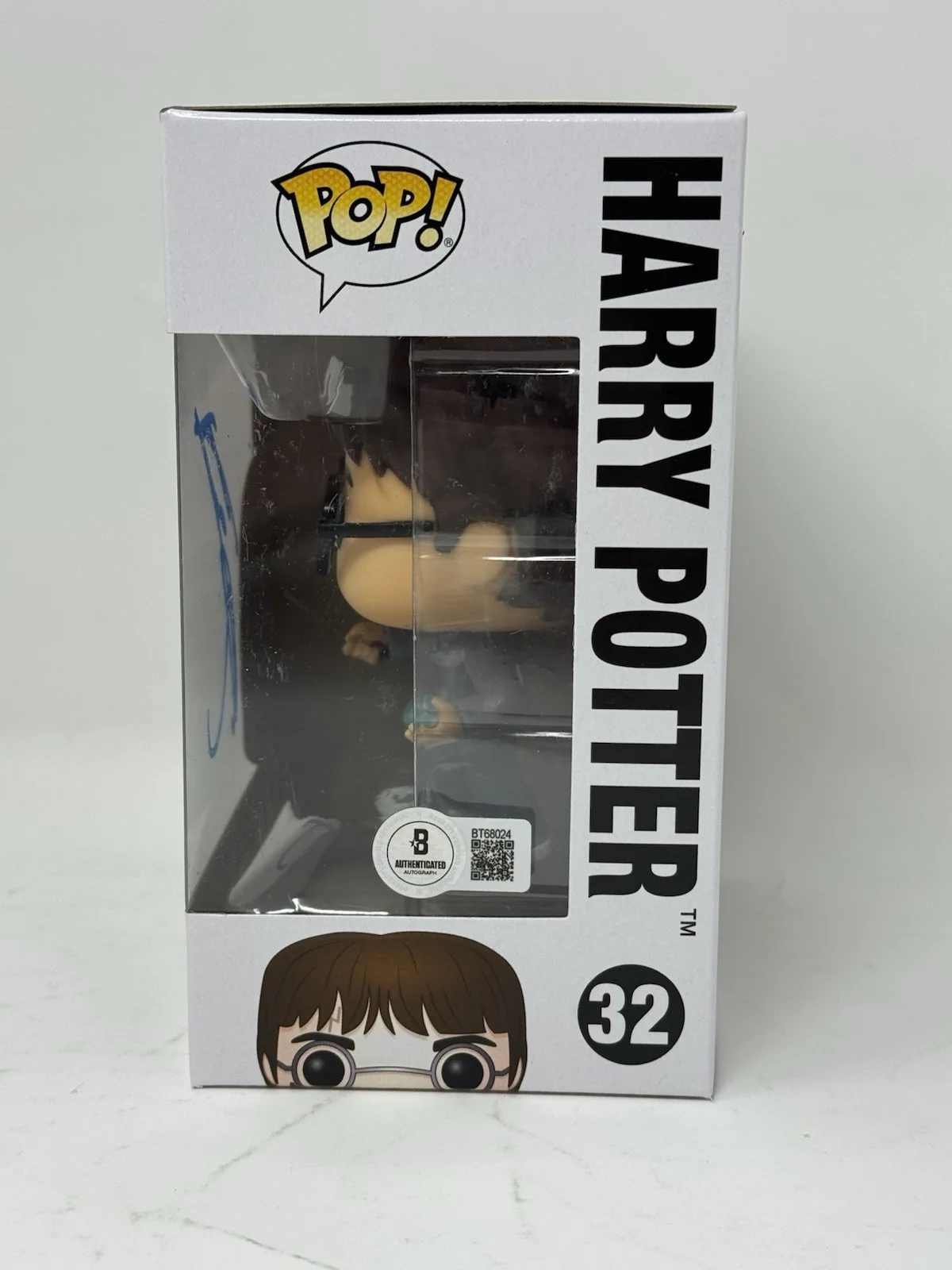 Daniel Radcliffe — Daniel Radcliffe Signed Autograph Harry Potter Funko Pop #32 Figure Beckett COA, image 4