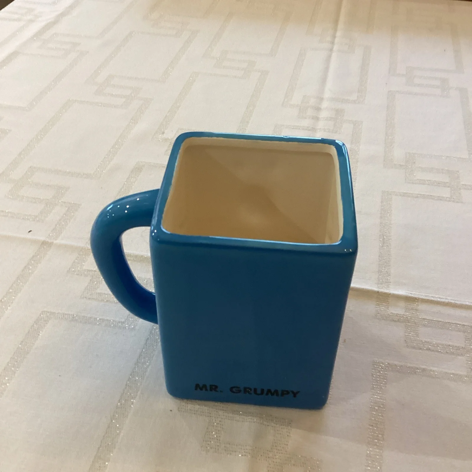 Mr. Grumpy blue cube character mug, great condition, изображение 3