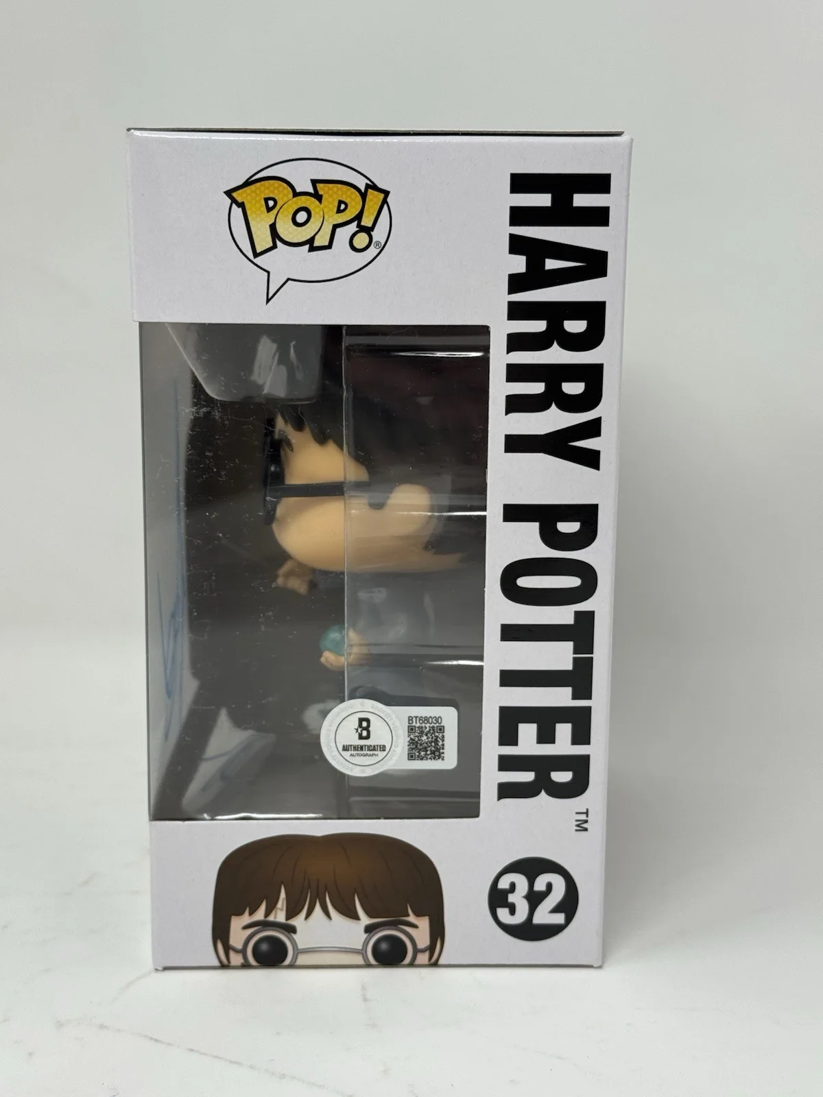 Daniel Radcliffe — Daniel Radcliffe Harry Potter Signed Autograph Funko Pop #32 Figure Beckett COA, image 4