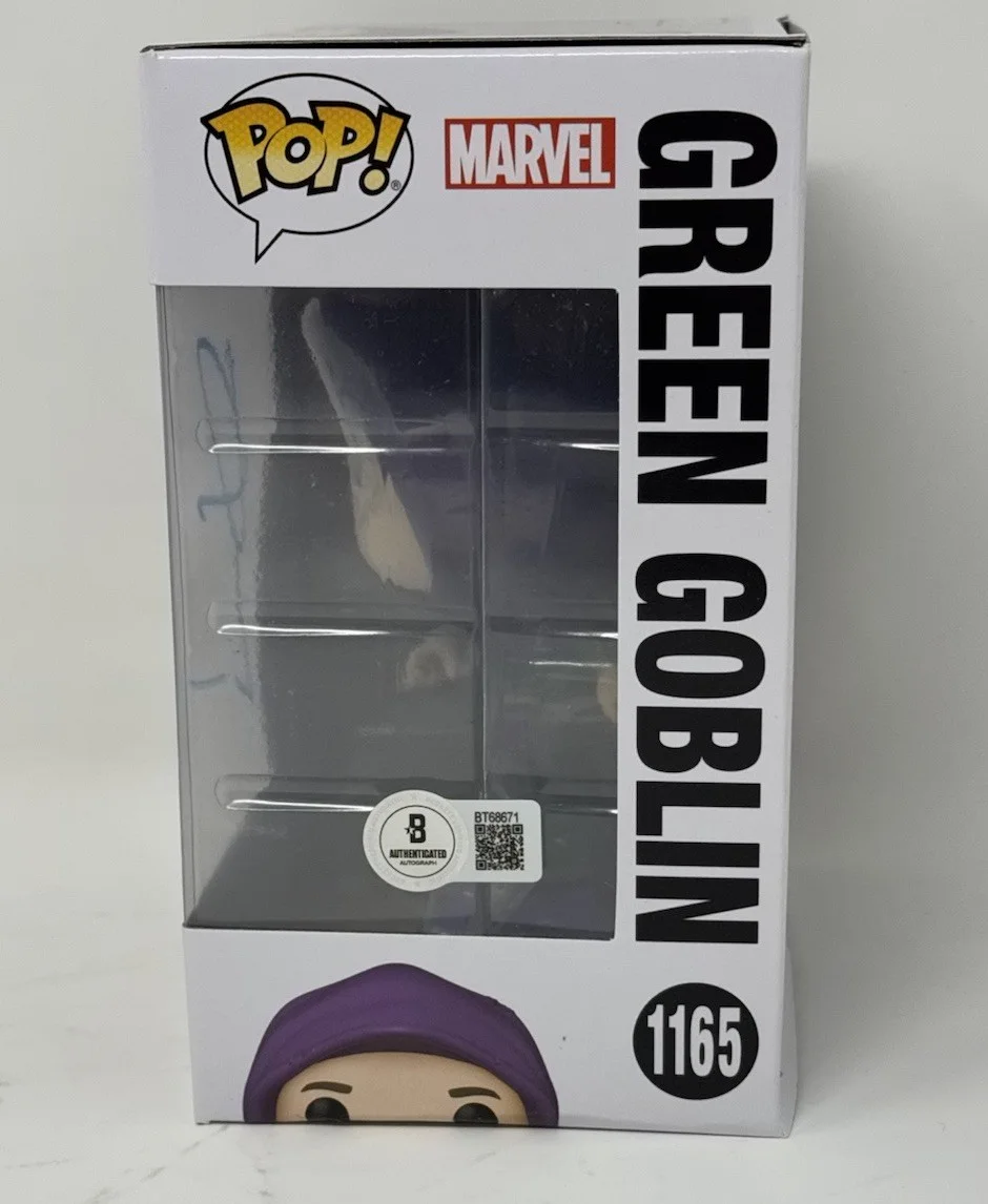 Willem Dafoe — Willem Dafoe Signed Spider-Man Green Goblin Funko Pop 1165 Autograph Beckett COA, image 4
