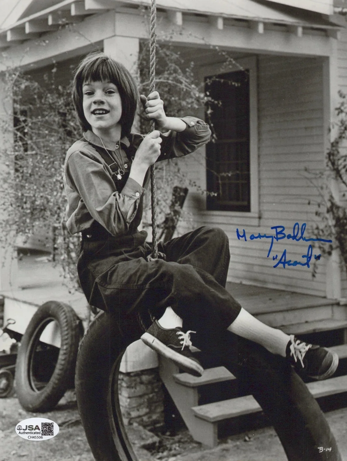 MARY BADHAM — MARY BADHAM Signed TO KILL A MOCKING 8x10 Photo SCOUT Autograph JSA CERT