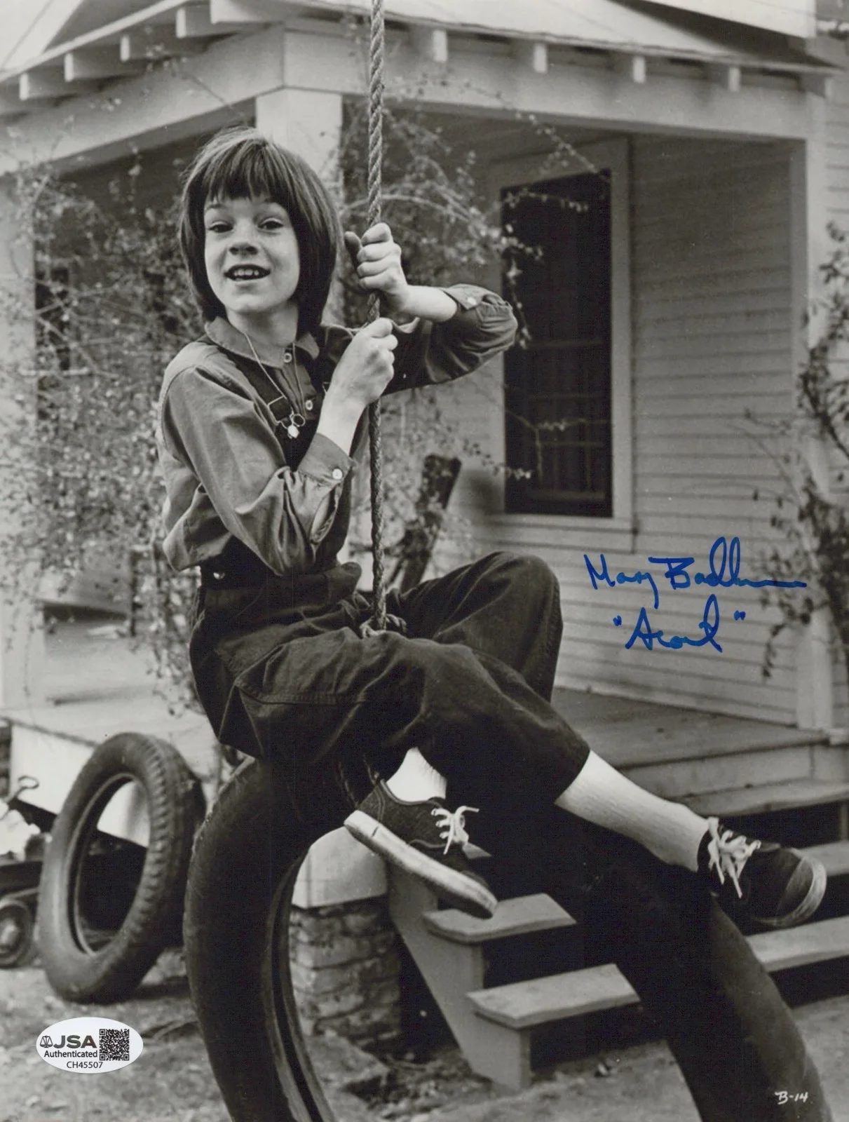 MARY BADHAM — MARY BADHAM Signed TO KILL A MOCKING 8x10 Photo SCOUT Autograph JSA CERT