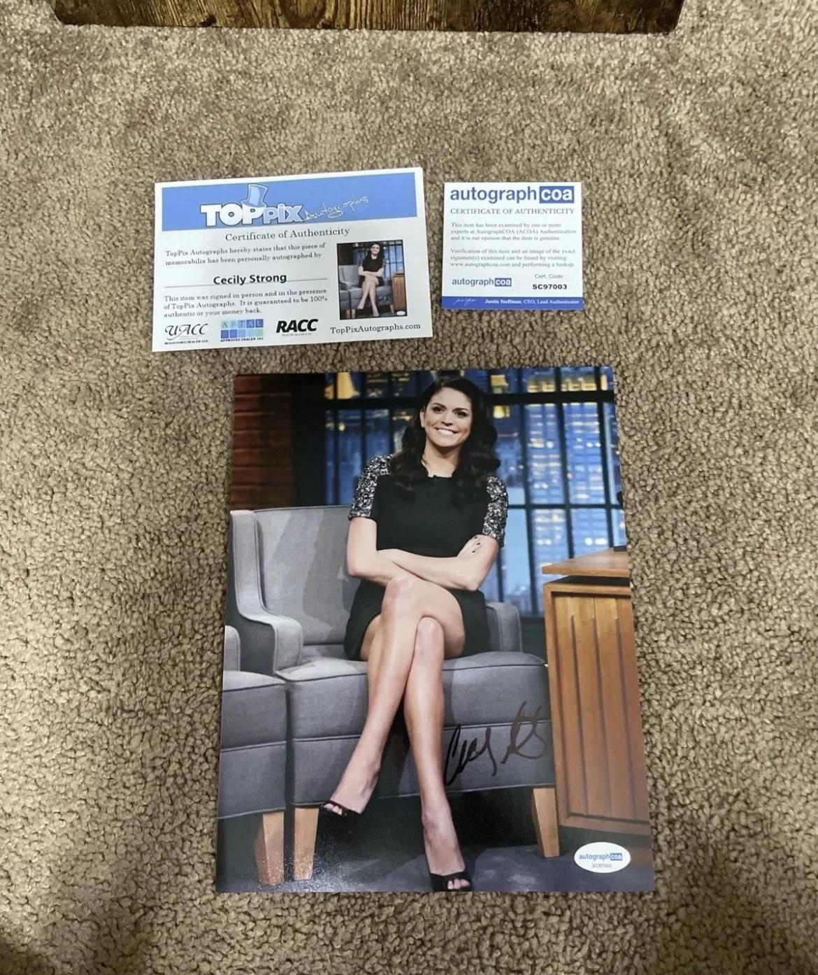 Cecily Strong AUTOGRAPH 8x10 Photo Saturday Night Live - The Garfield Movie, изображение 2