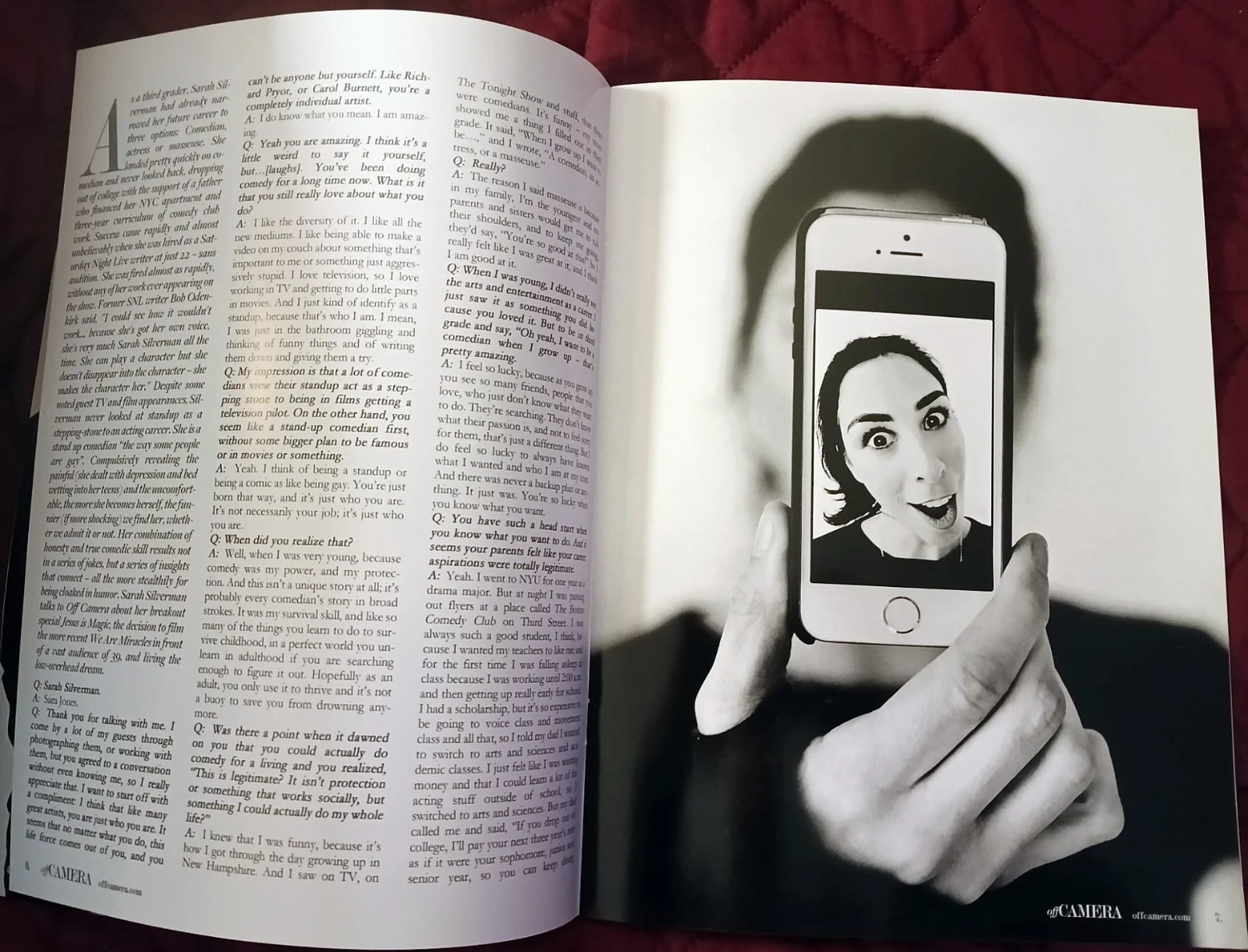 Sarah Silverman — SARAH SILVERMAN hand signed "Off Camera" interview magazine with Beckett BAS COA, image 5