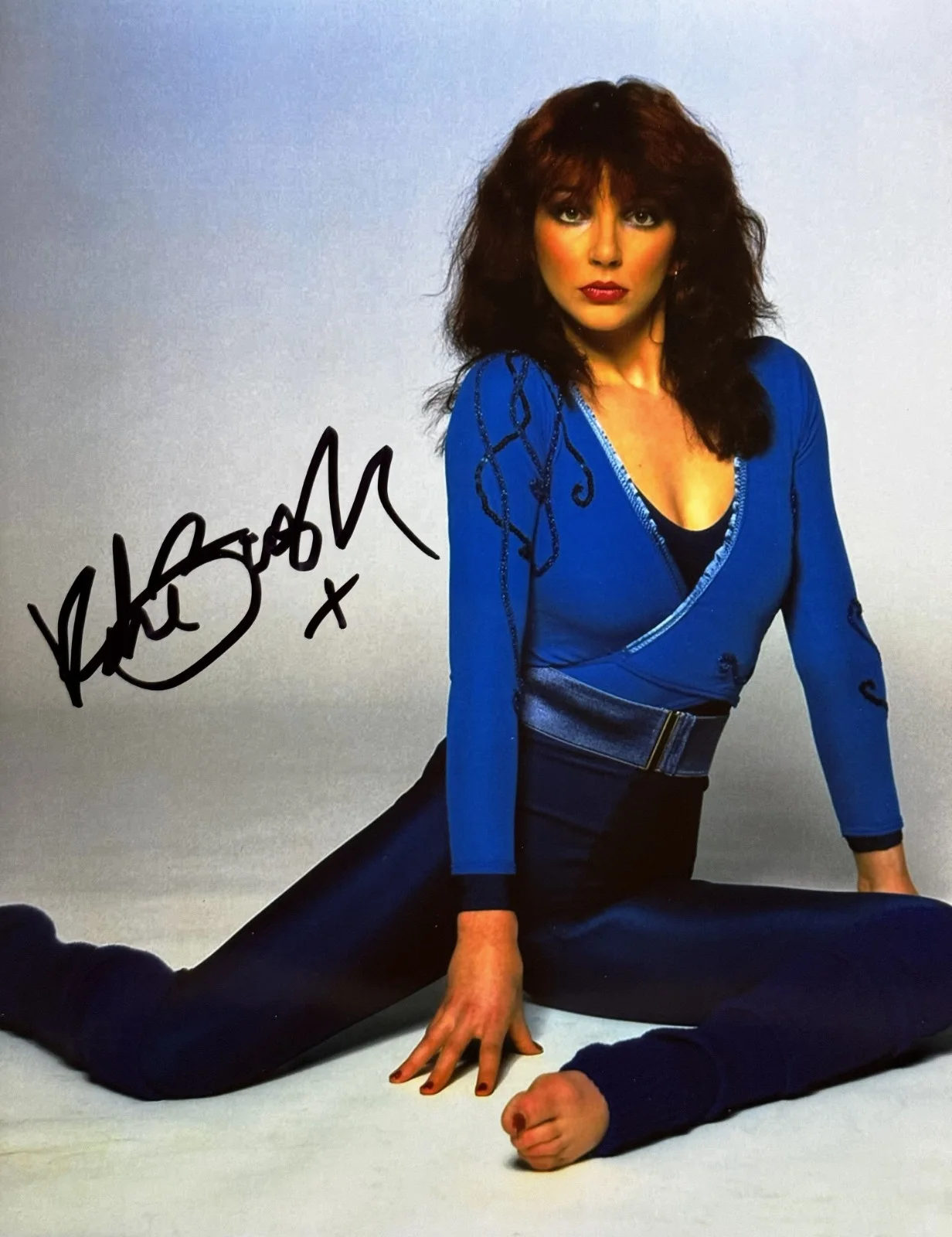 Kate Bush — Kate Bush, Singer, Musician, "Stranger Things" Signed 8x10 Autograph Photo