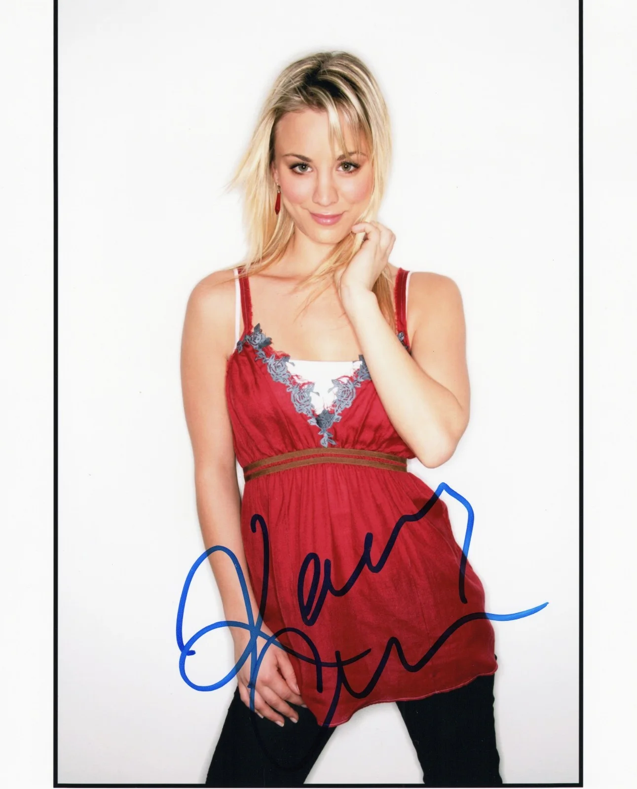 Kaley Cuoco — Kaley Cuoco Autographed Photo 1/2 w COA ** 2 for 1 Special **, image 3