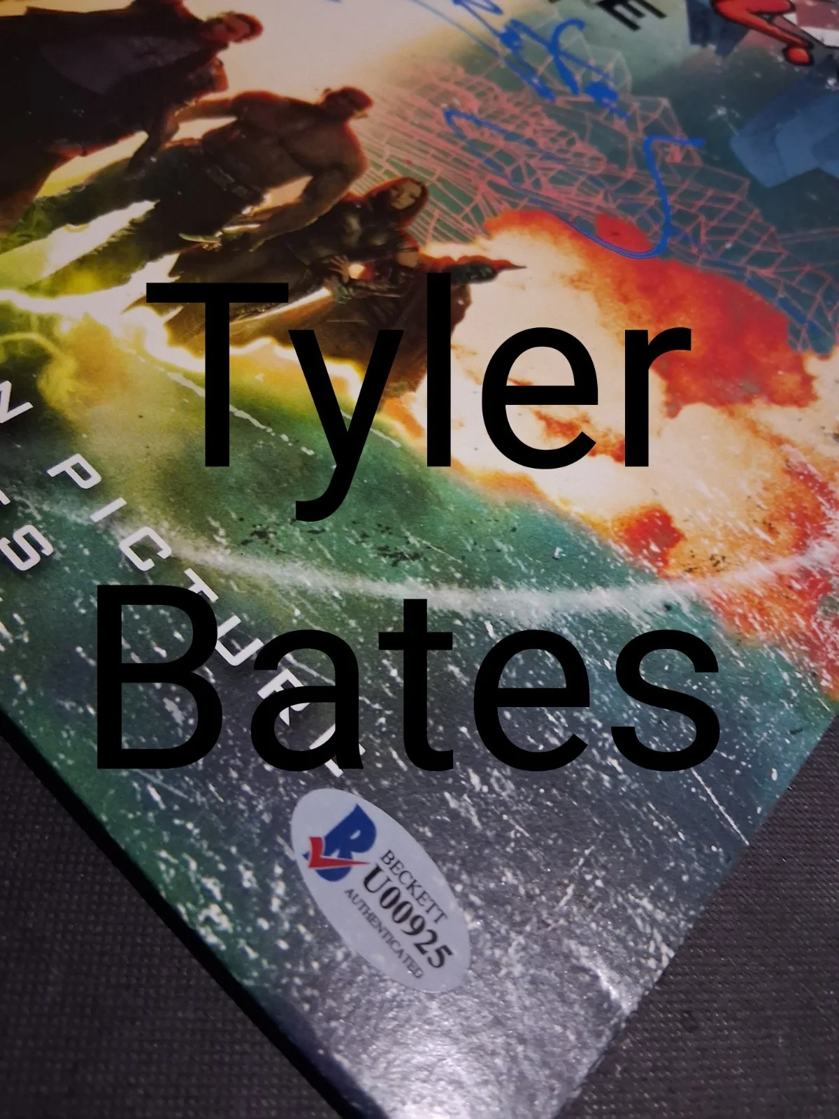 Tyler Bates — Tyler Bates Guardians of the Galaxy Vol 2 Signed Vinyl Beckett Certed # U00925, изображение 3