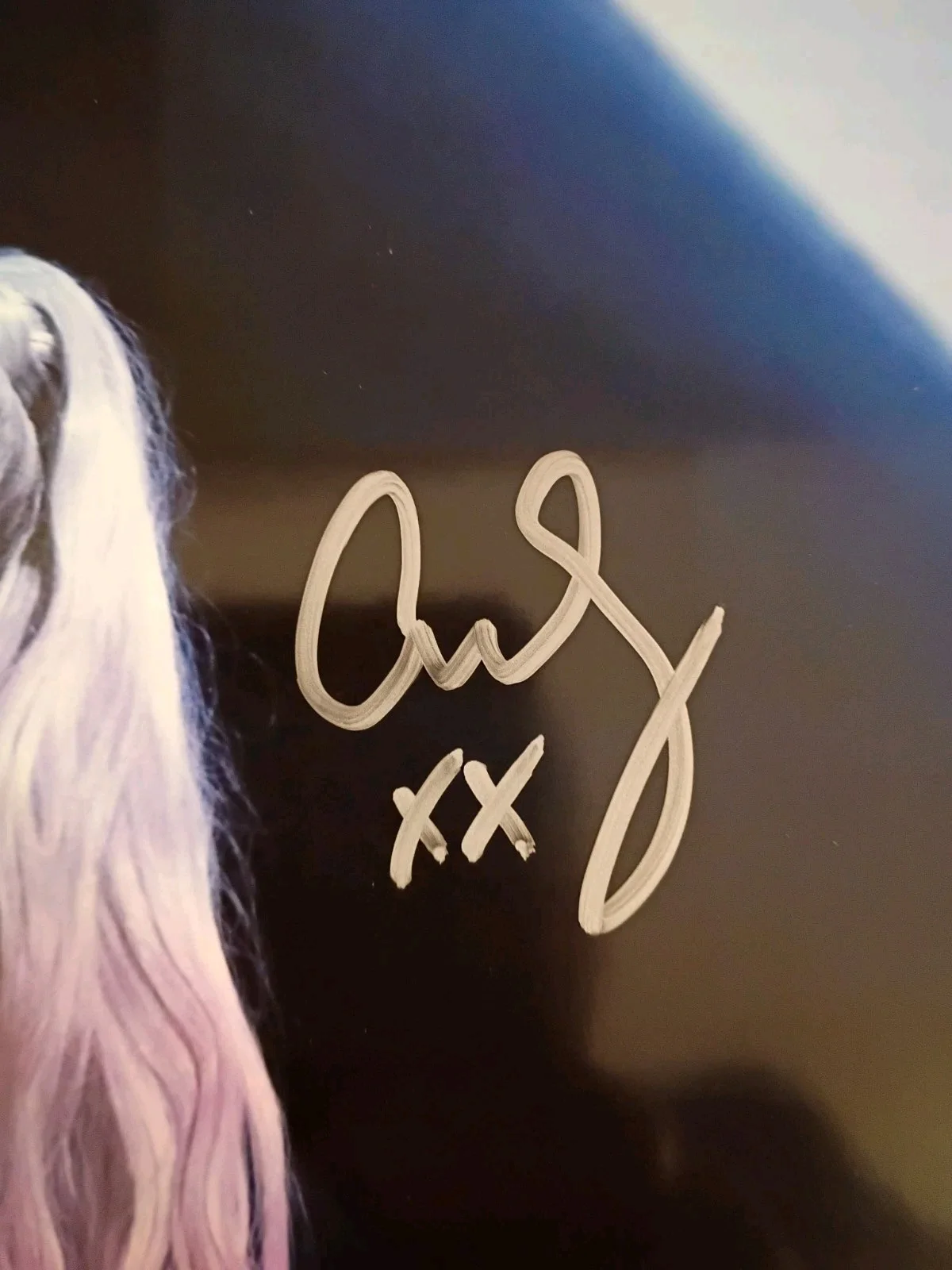Ariana Grande — Ariana Grande Wicked Signed 8x10 COA W/ Matching Numbered Sticker, image 3