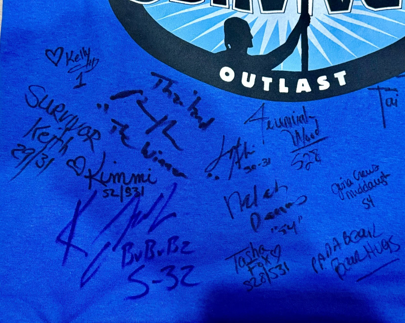 Survivor Players — Survivor T-shirt autographed by 34 players (7 winners!)- Celebrate Survivor 50!, изображение 2