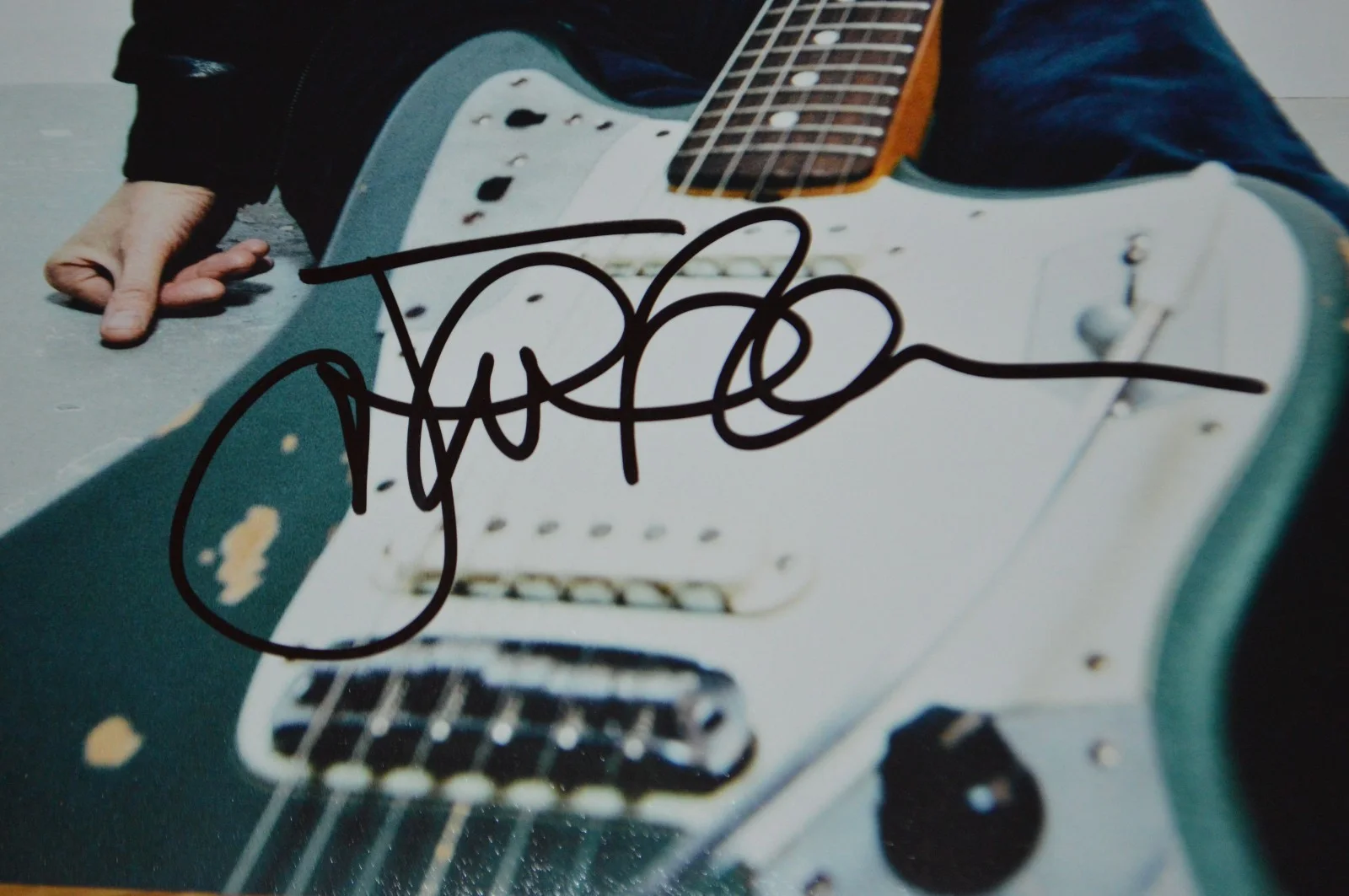 The Smiths ~ Johnny Marr Autographed 11x14 Color Photo with AUTOGRAPH Hologram, изображение 5