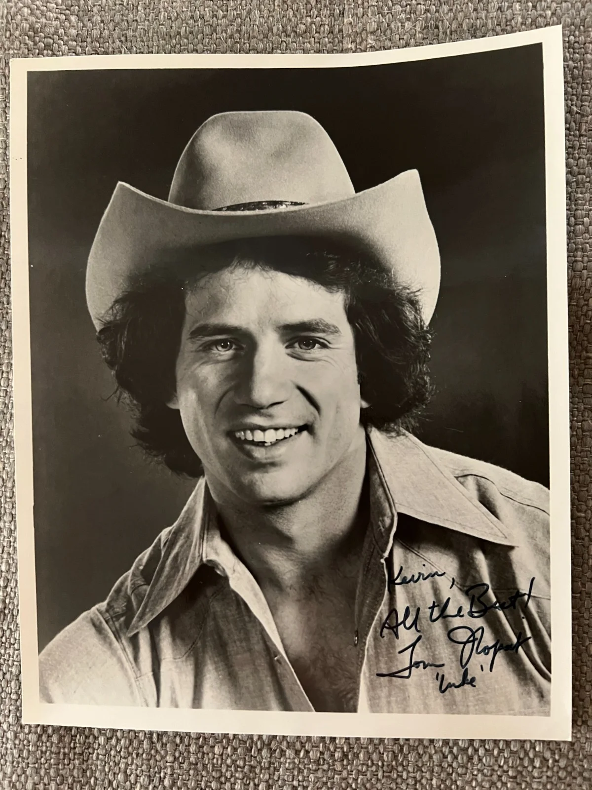 Tom Wopat — Tom Wopat Signed Autograph 8 x 10 Photo - The Dukes of Hazzard Luke