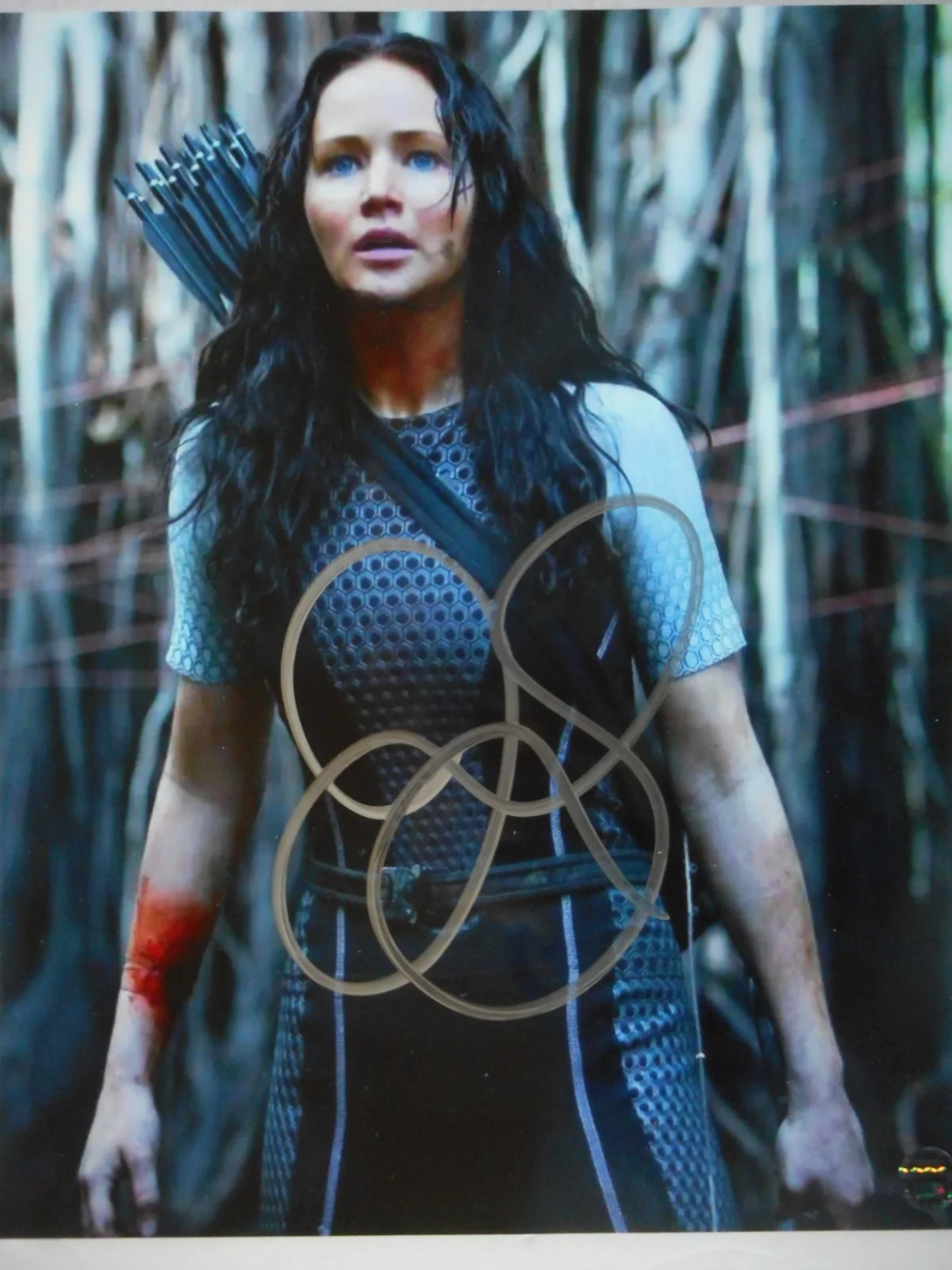 Jennifer Lawrence — Jennifer Lawrence signed THE HUNGER GAMES Mockingjay 8x10 Photo COA & #d Holo, изображение 3
