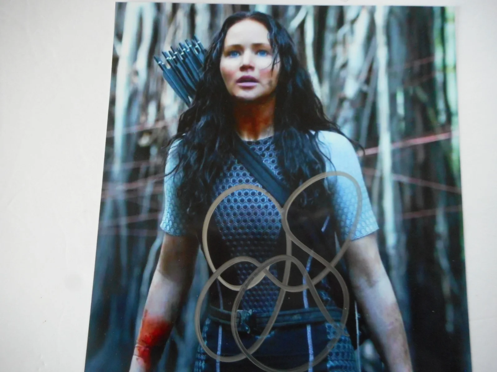 Jennifer Lawrence — Jennifer Lawrence signed THE HUNGER GAMES Mockingjay 8x10 Photo COA & #d Holo, изображение 4